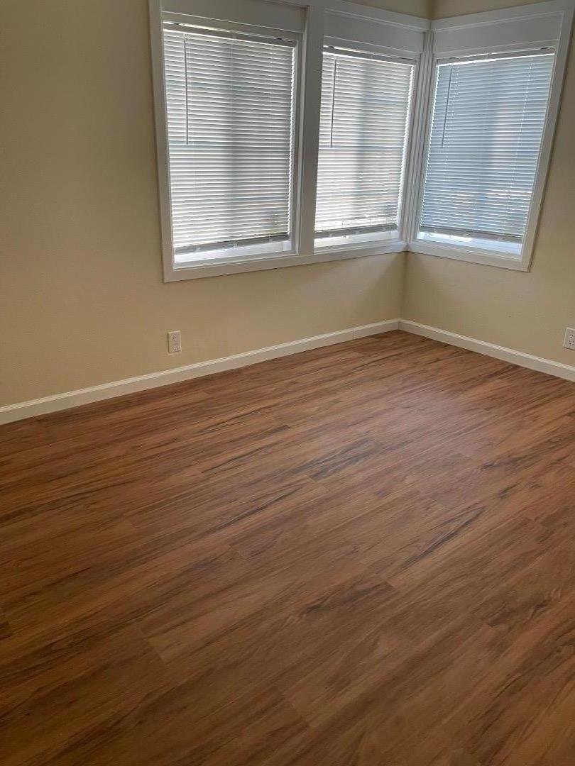 Detail Gallery Image 5 of 13 For 110 Toro Ave, Salinas,  CA 93905 - 4 Beds | 3 Baths