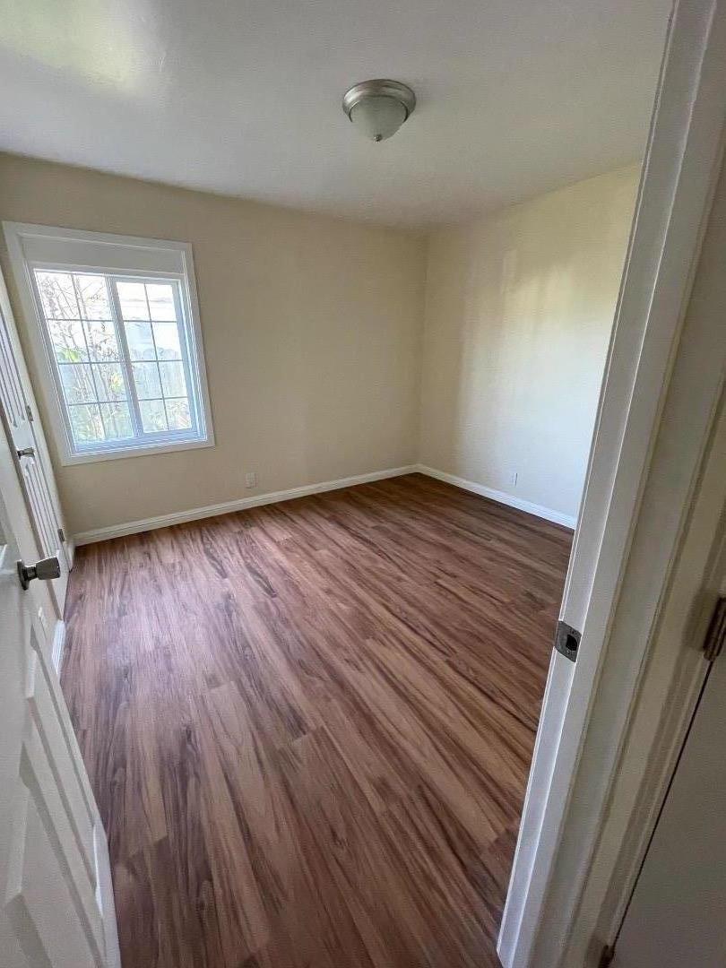 Detail Gallery Image 6 of 13 For 110 Toro Ave, Salinas,  CA 93905 - 4 Beds | 3 Baths