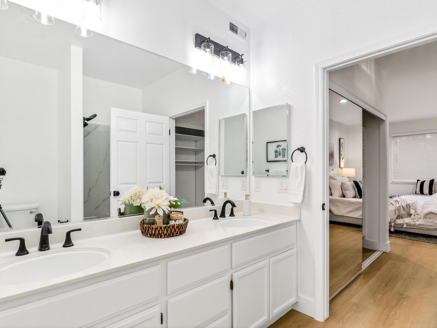 Detail Gallery Image 21 of 35 For 936 Owens Lake Dr, San Jose,  CA 95123 - 2 Beds | 2 Baths