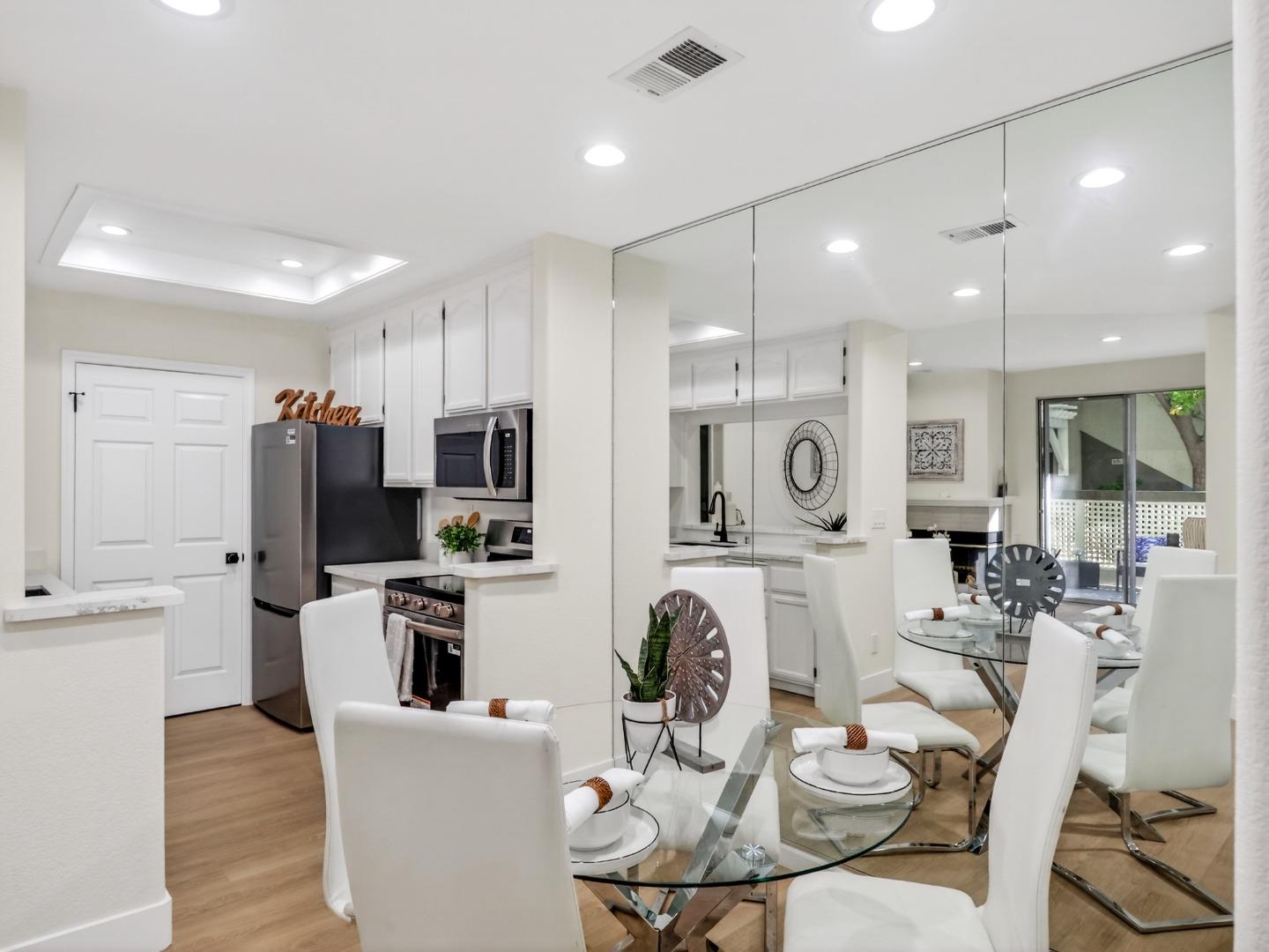 Detail Gallery Image 7 of 35 For 936 Owens Lake Dr, San Jose,  CA 95123 - 2 Beds | 2 Baths