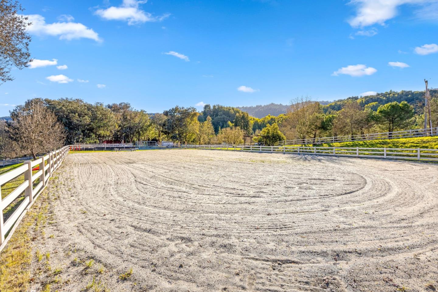Detail Gallery Image 102 of 141 For 6915 Redwood Retreat Rd, Gilroy,  CA 95020 - 7 Beds | 5 Baths