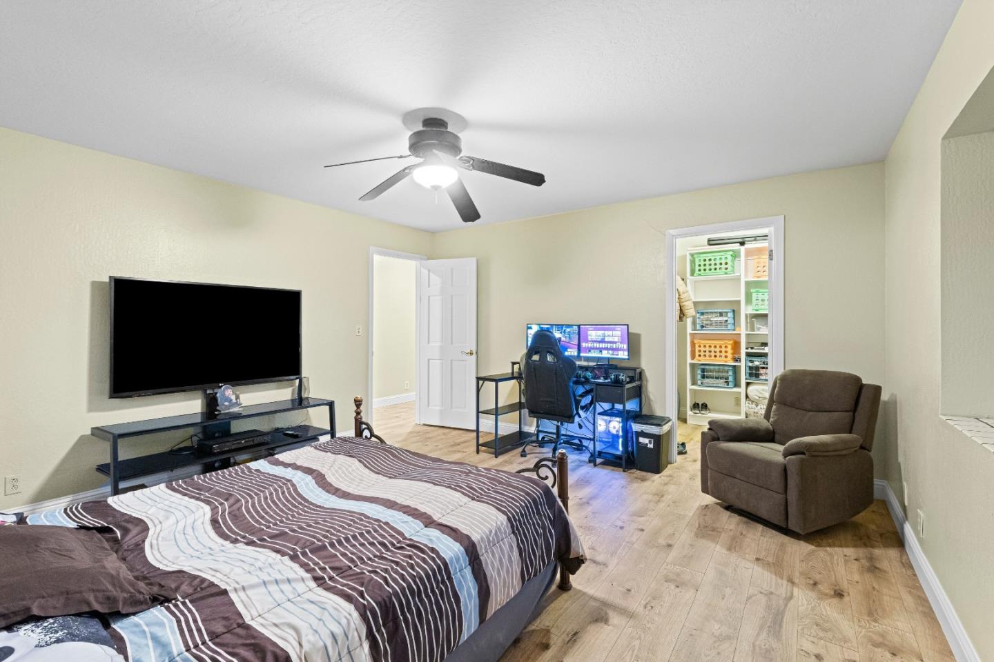 Detail Gallery Image 35 of 141 For 6915 Redwood Retreat Rd, Gilroy,  CA 95020 - 7 Beds | 5 Baths