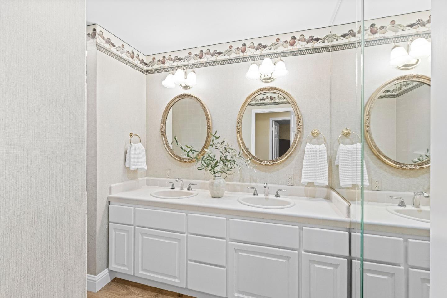 Detail Gallery Image 37 of 141 For 6915 Redwood Retreat Rd, Gilroy,  CA 95020 - 7 Beds | 5 Baths