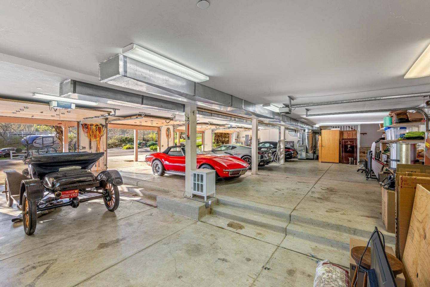 Detail Gallery Image 60 of 141 For 6915 Redwood Retreat Rd, Gilroy,  CA 95020 - 7 Beds | 5 Baths