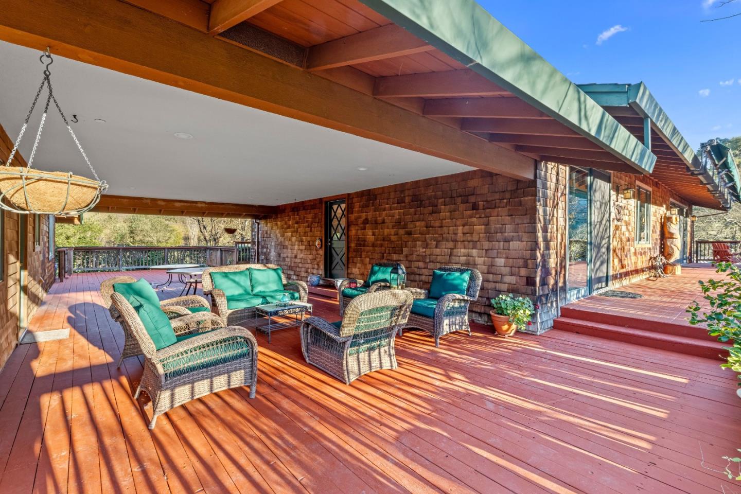 Detail Gallery Image 70 of 141 For 6915 Redwood Retreat Rd, Gilroy,  CA 95020 - 7 Beds | 5 Baths