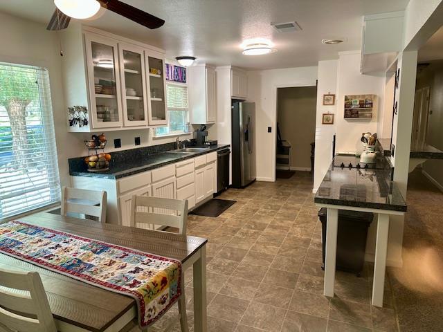 Detail Gallery Image 14 of 35 For 8525 Southside Rd, Tres Pinos,  CA 95075 - 3 Beds | 2 Baths