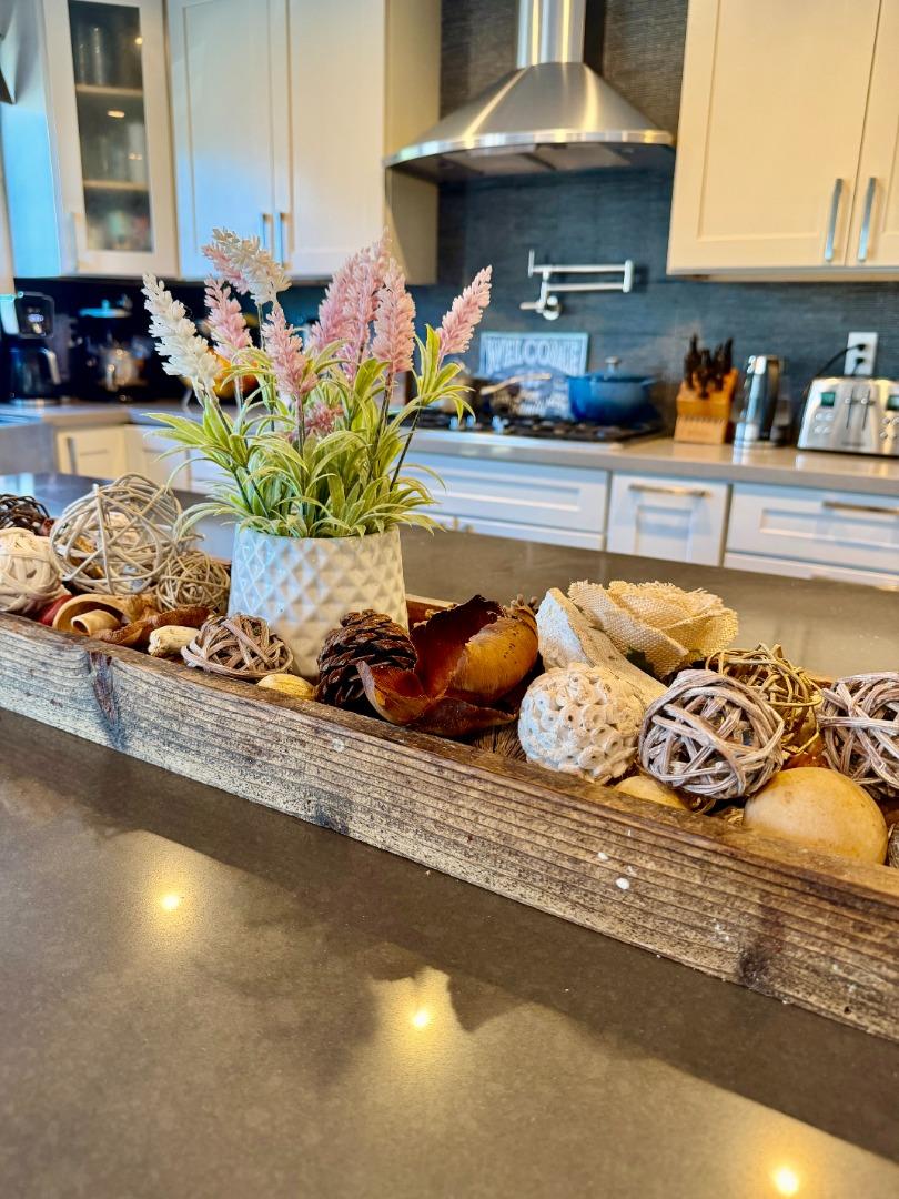 Detail Gallery Image 4 of 21 For 785 Cordova Ct, Morgan Hill,  CA 95037 - 5 Beds | 3 Baths