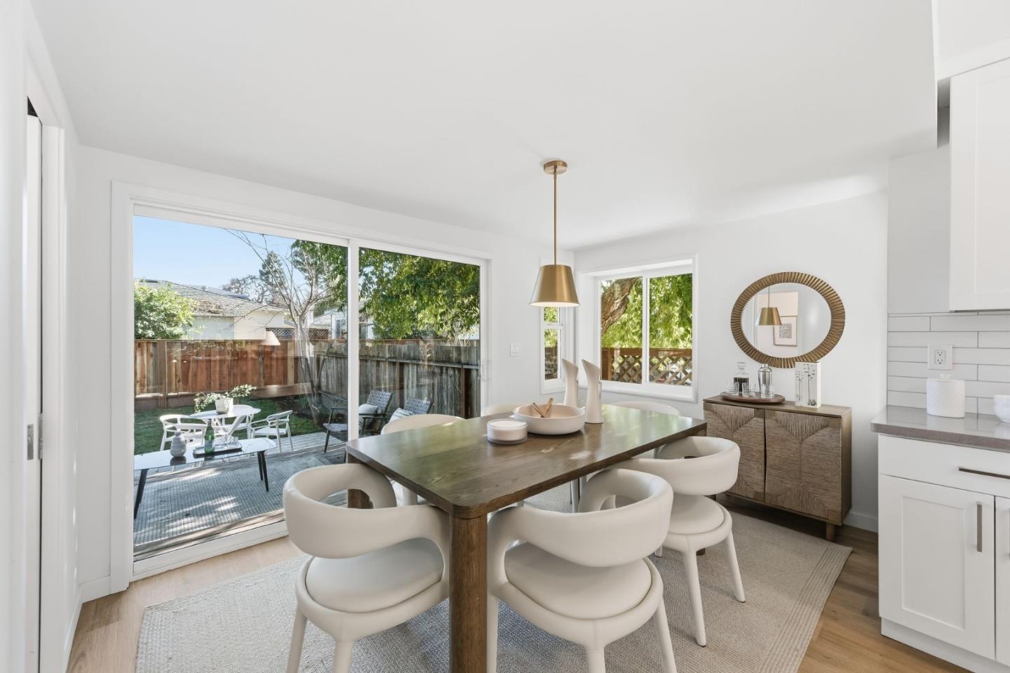 Detail Gallery Image 17 of 30 For 711 Roosevelt Ave, Redwood City,  CA 94061 - 2 Beds | 1/1 Baths