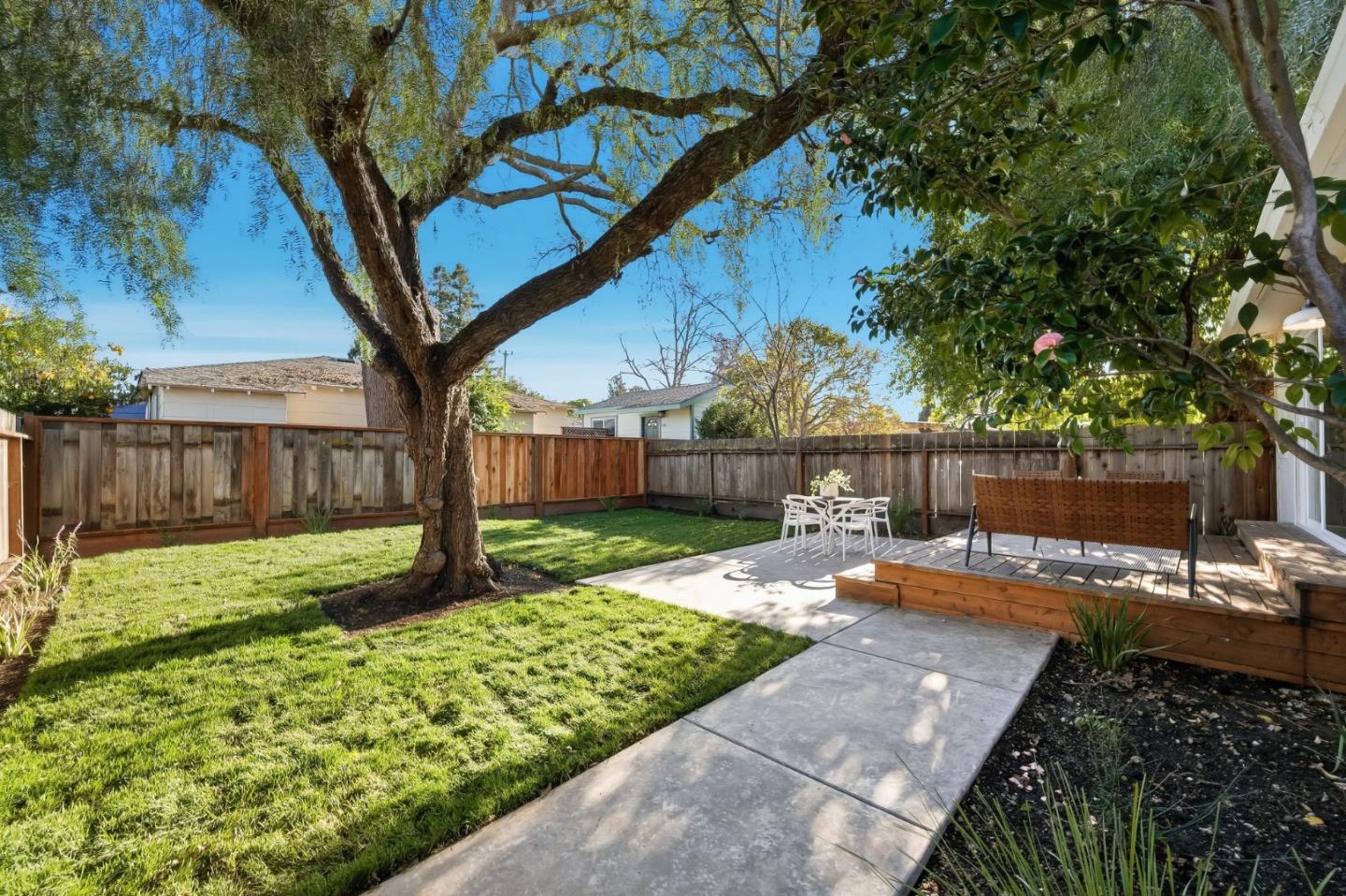 Detail Gallery Image 28 of 30 For 711 Roosevelt Ave, Redwood City,  CA 94061 - 2 Beds | 1/1 Baths