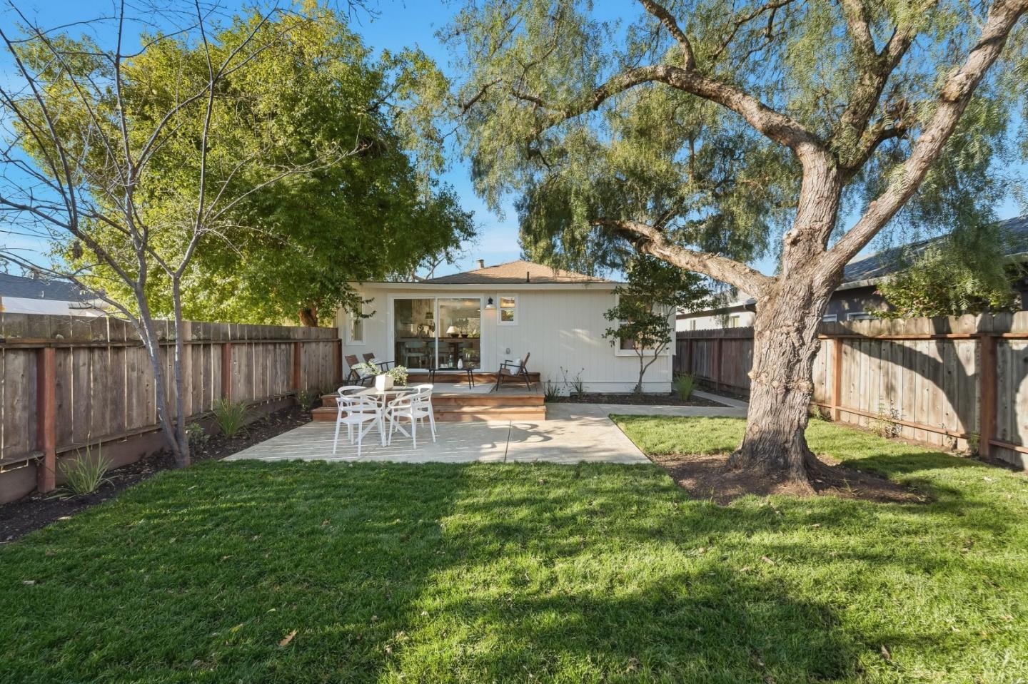 Detail Gallery Image 29 of 30 For 711 Roosevelt Ave, Redwood City,  CA 94061 - 2 Beds | 1/1 Baths