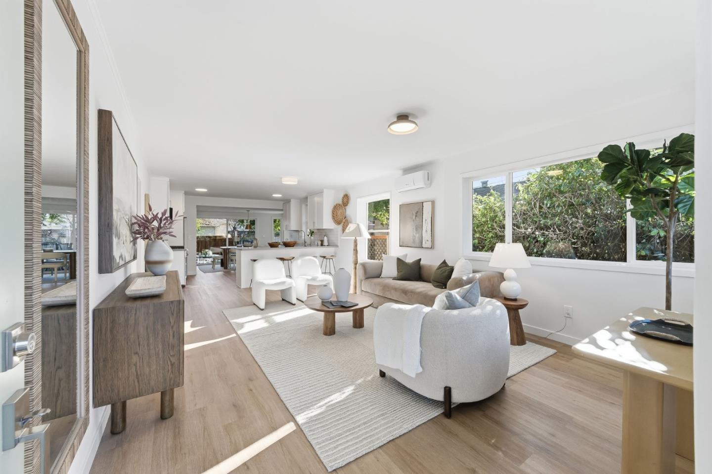 Detail Gallery Image 3 of 30 For 711 Roosevelt Ave, Redwood City,  CA 94061 - 2 Beds | 1/1 Baths