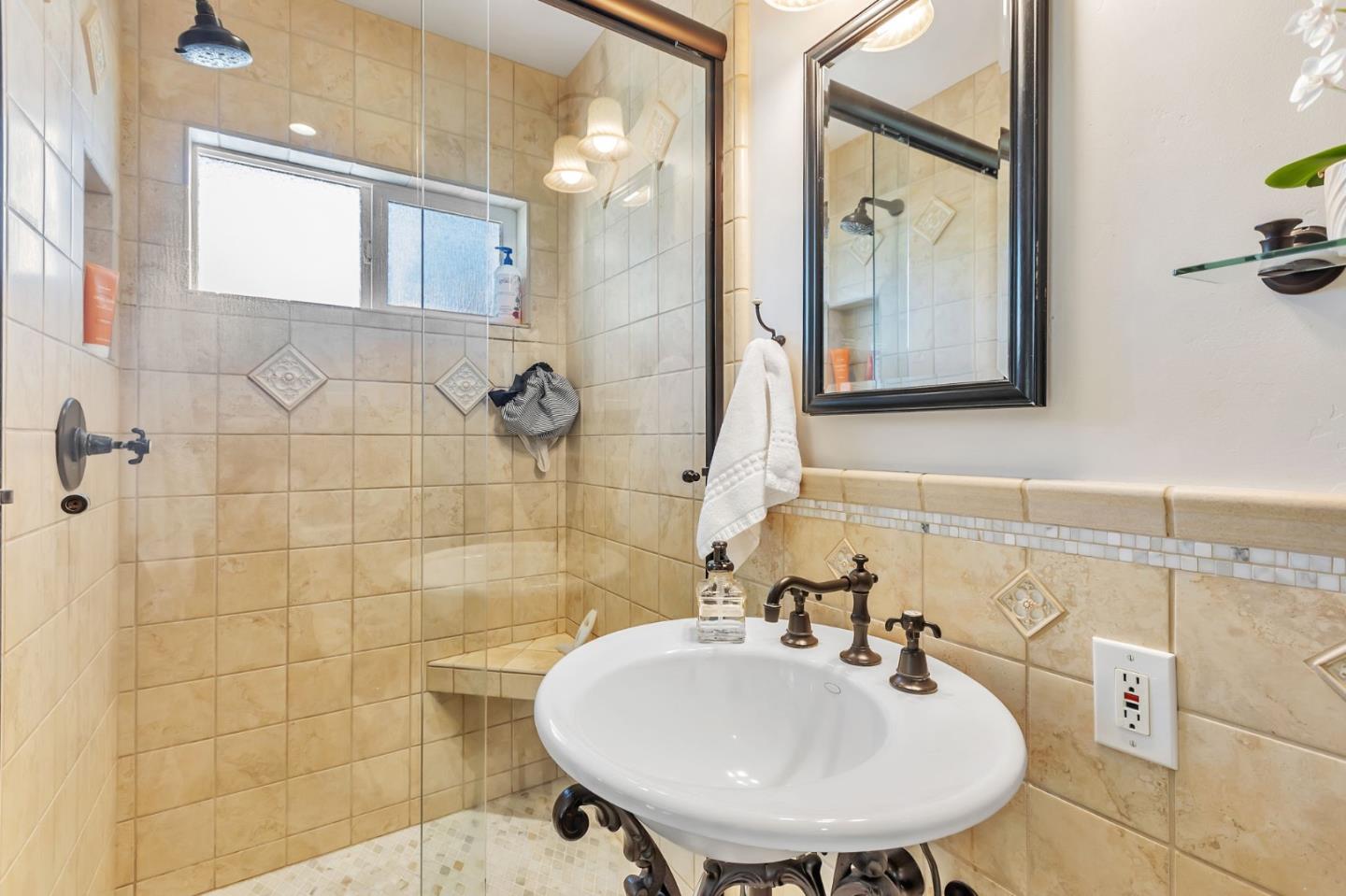 Detail Gallery Image 15 of 33 For 2169 Sufonet Dr, San Jose,  CA 95124 - 3 Beds | 2 Baths
