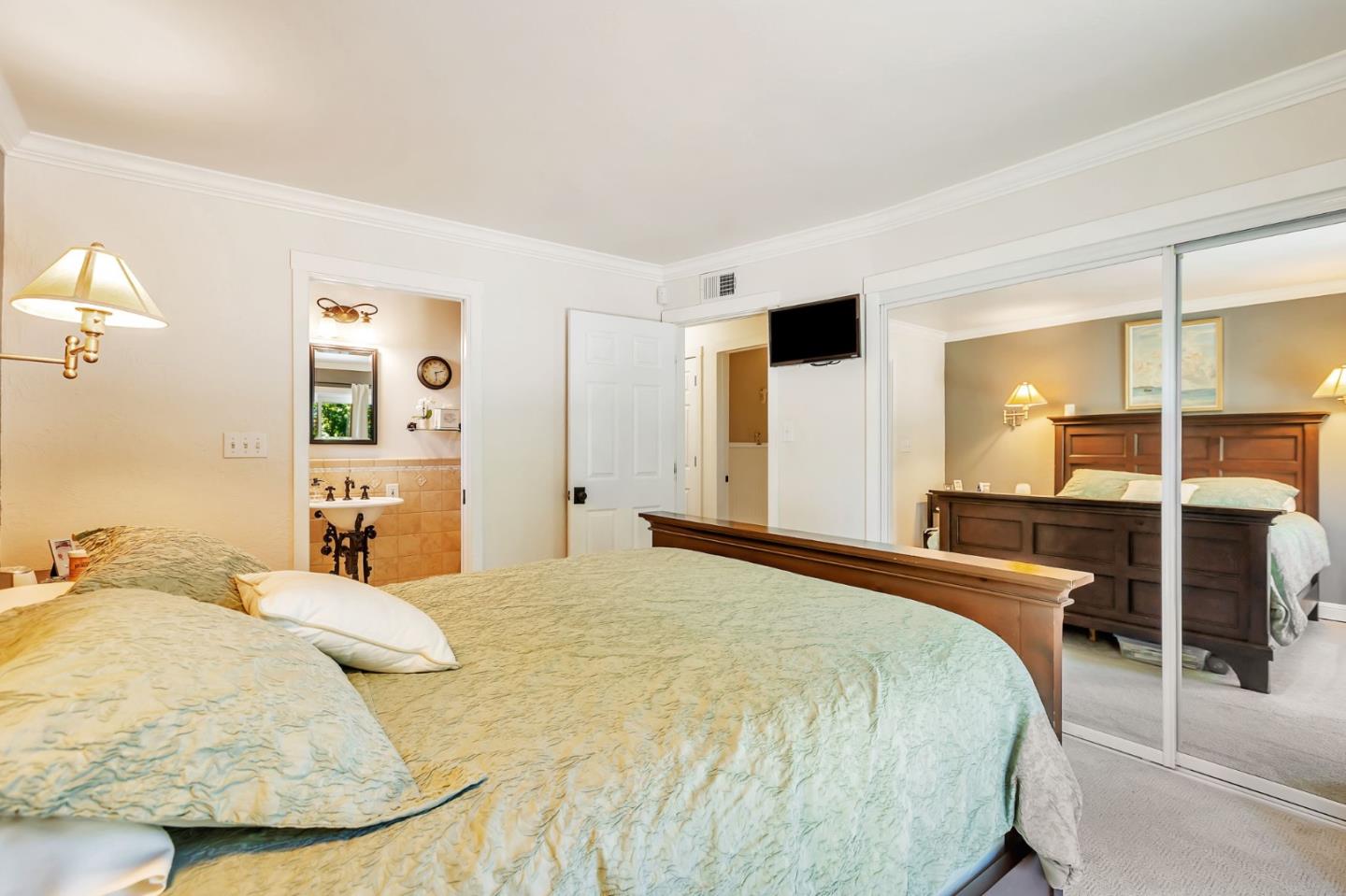 Detail Gallery Image 17 of 33 For 2169 Sufonet Dr, San Jose,  CA 95124 - 3 Beds | 2 Baths