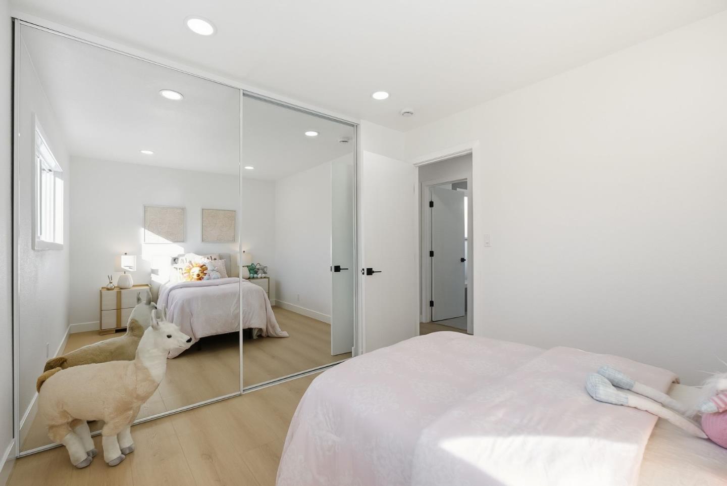 Detail Gallery Image 26 of 45 For 1334 Spoonbill Way, Sunnyvale,  CA 94087 - 3 Beds | 2 Baths