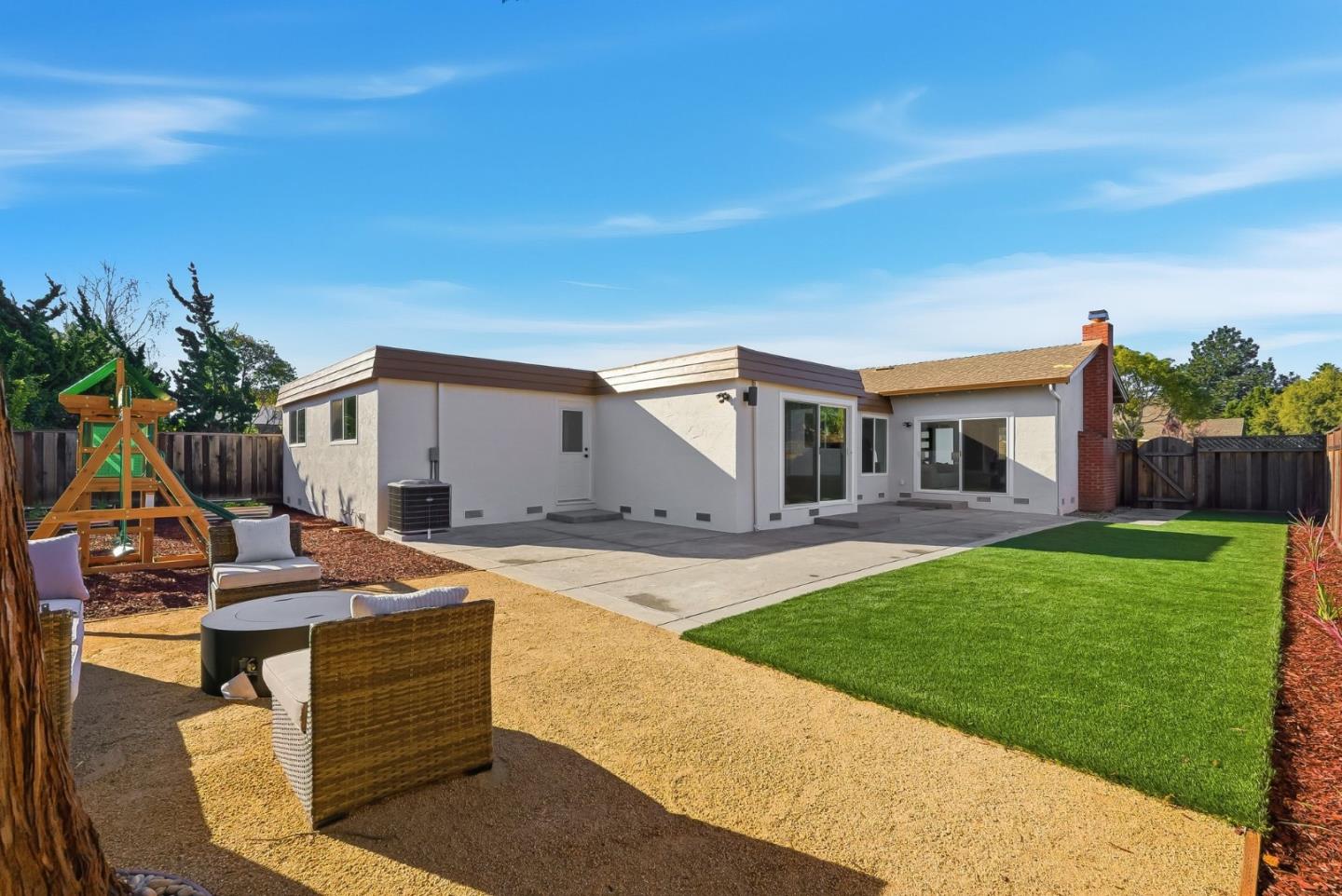 Detail Gallery Image 29 of 45 For 1334 Spoonbill Way, Sunnyvale,  CA 94087 - 3 Beds | 2 Baths