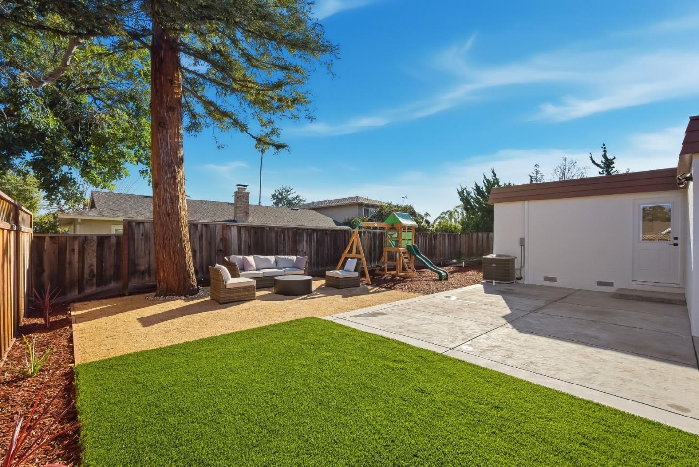 Detail Gallery Image 33 of 45 For 1334 Spoonbill Way, Sunnyvale,  CA 94087 - 3 Beds | 2 Baths