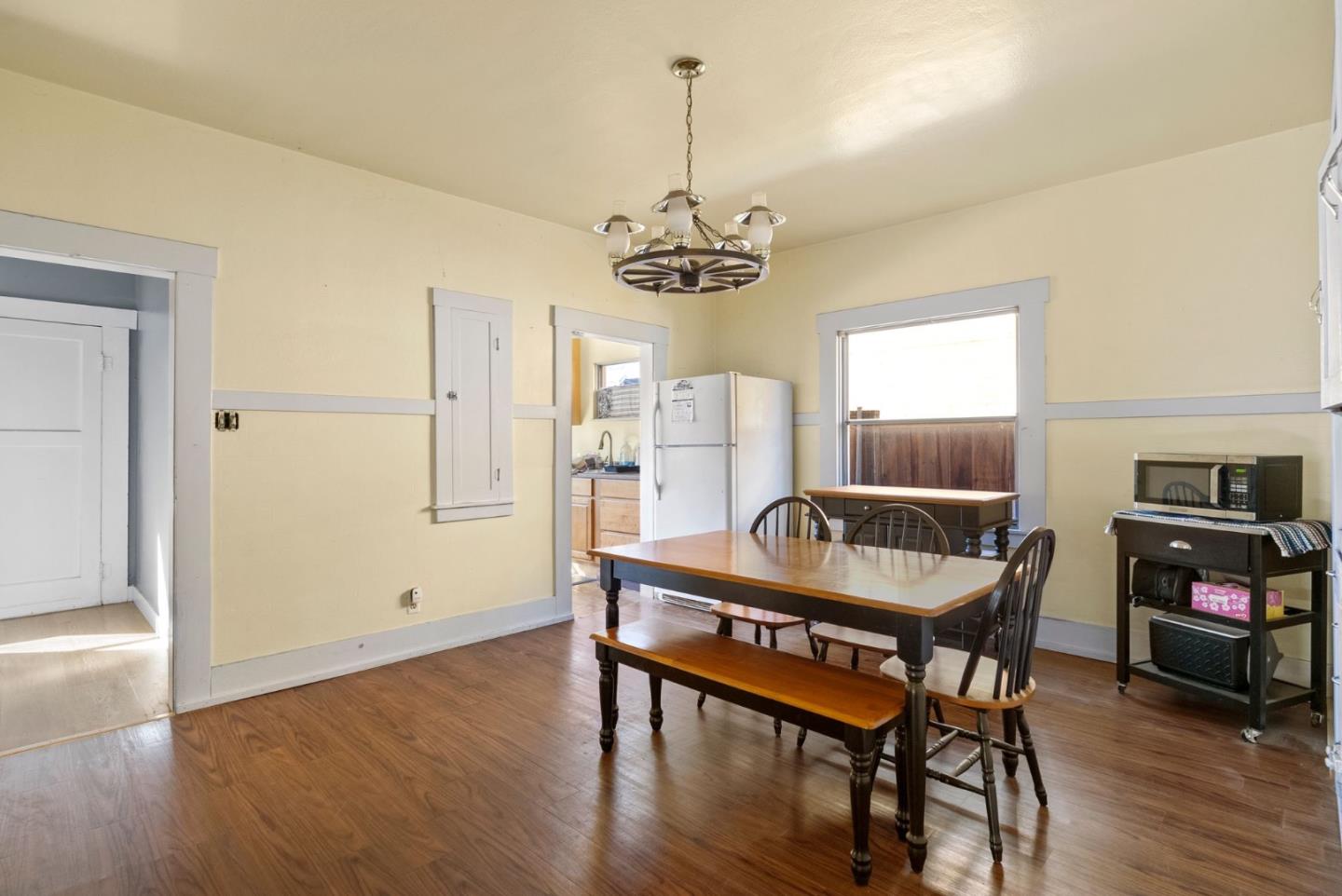 Detail Gallery Image 11 of 52 For 1351 Plum St, San Jose,  CA 95110 - 3 Beds | 1 Baths