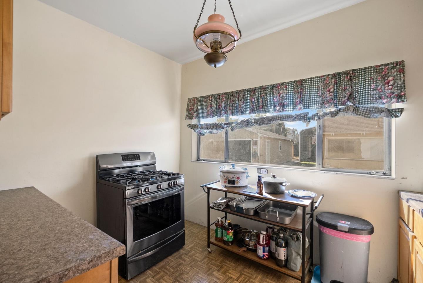 Detail Gallery Image 14 of 52 For 1351 Plum St, San Jose,  CA 95110 - 3 Beds | 1 Baths