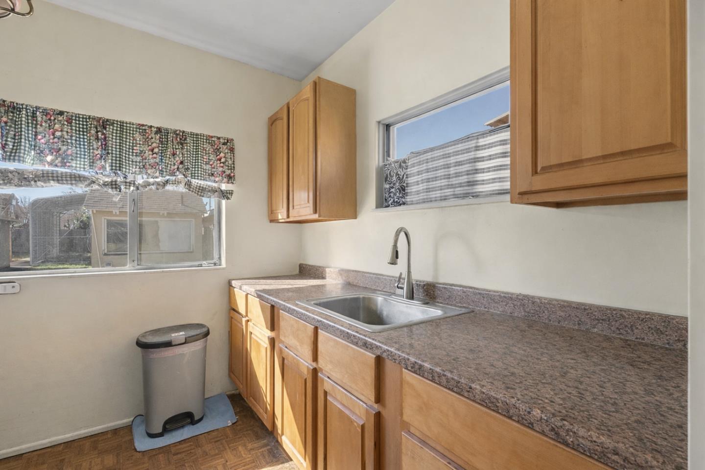 Detail Gallery Image 15 of 52 For 1351 Plum St, San Jose,  CA 95110 - 3 Beds | 1 Baths