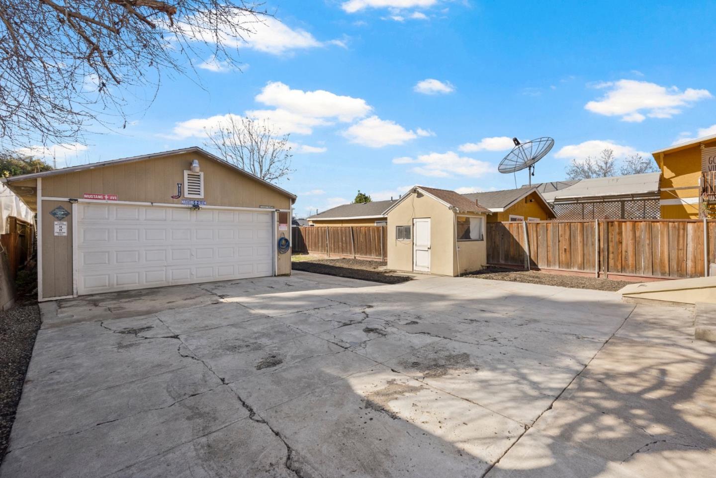 Detail Gallery Image 30 of 52 For 1351 Plum St, San Jose,  CA 95110 - 3 Beds | 1 Baths