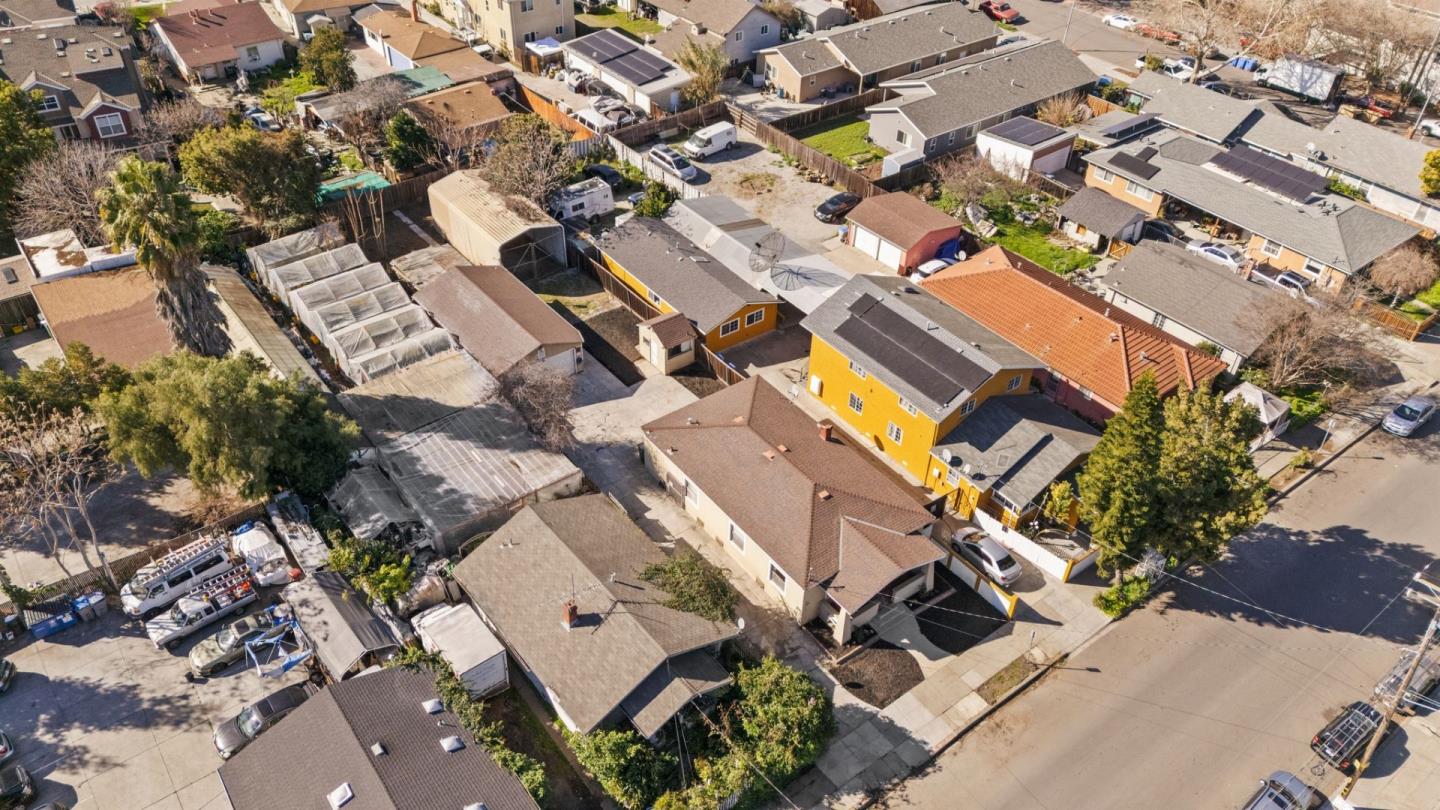 Detail Gallery Image 49 of 52 For 1351 Plum St, San Jose,  CA 95110 - 3 Beds | 1 Baths