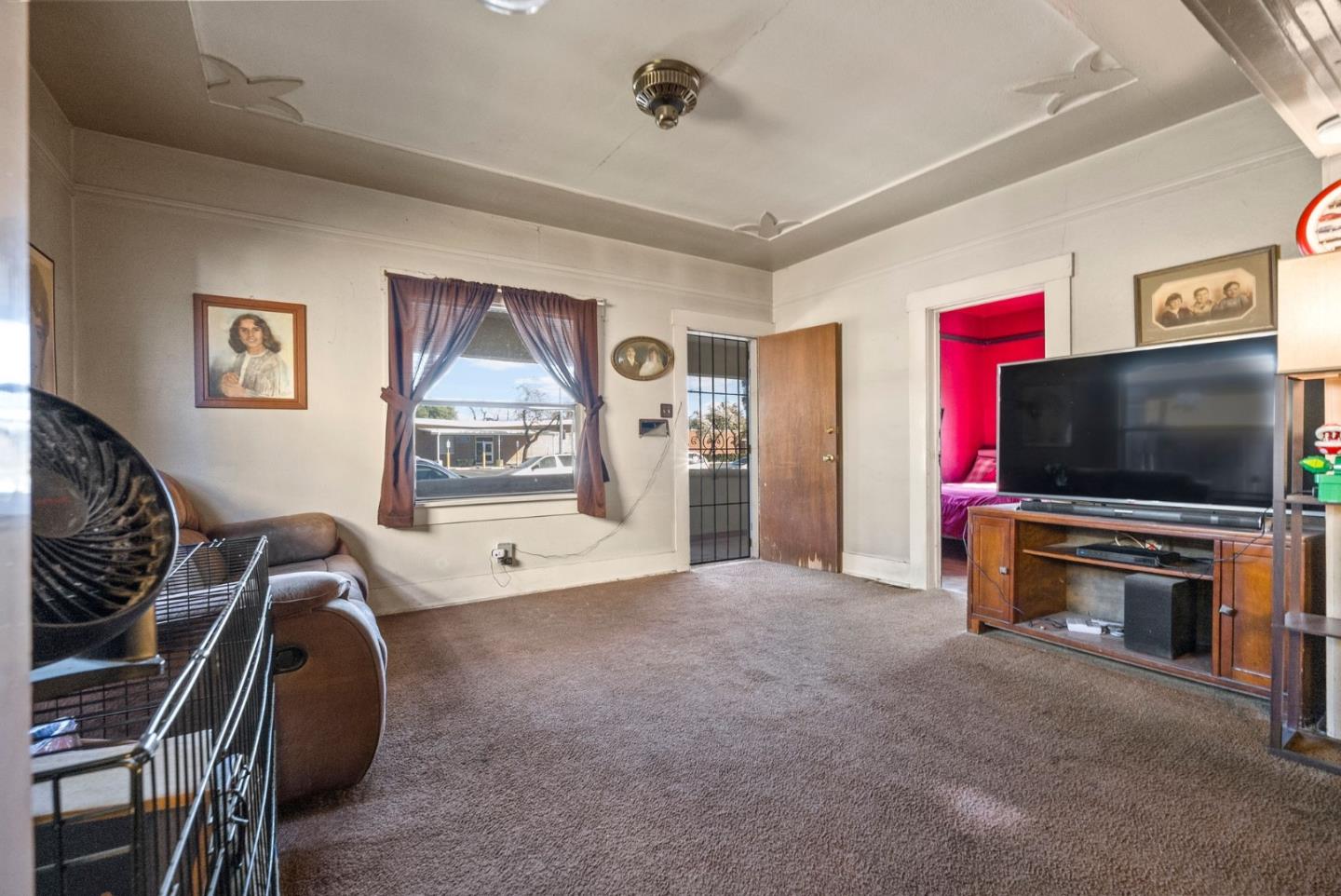 Detail Gallery Image 6 of 52 For 1351 Plum St, San Jose,  CA 95110 - 3 Beds | 1 Baths