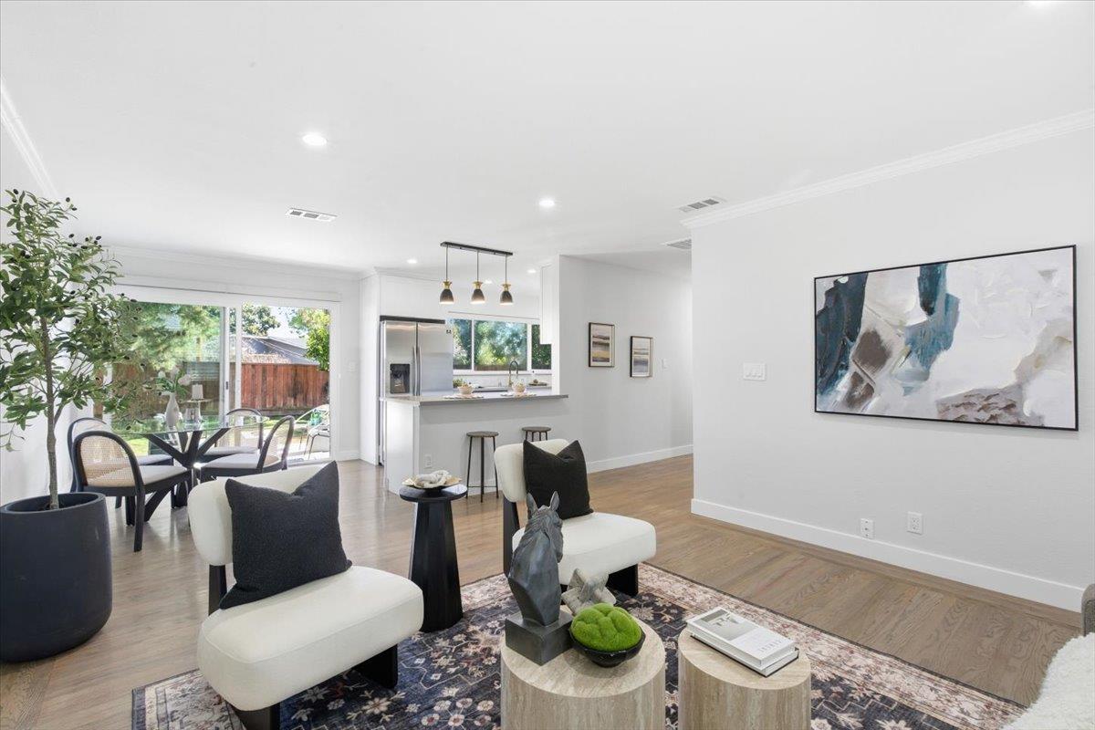 Detail Gallery Image 4 of 50 For 1224 Meadowlark Ave, San Jose,  CA 95128 - 3 Beds | 2 Baths