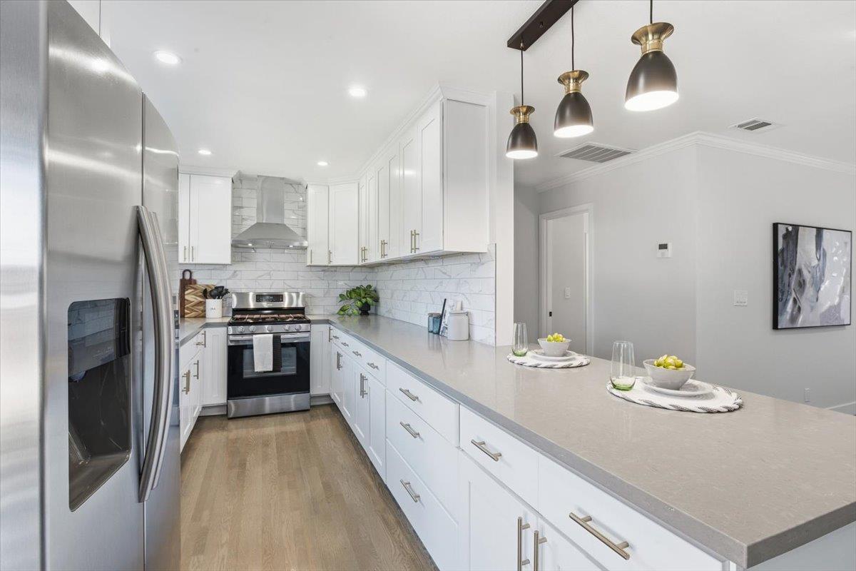 Detail Gallery Image 8 of 50 For 1224 Meadowlark Ave, San Jose,  CA 95128 - 3 Beds | 2 Baths