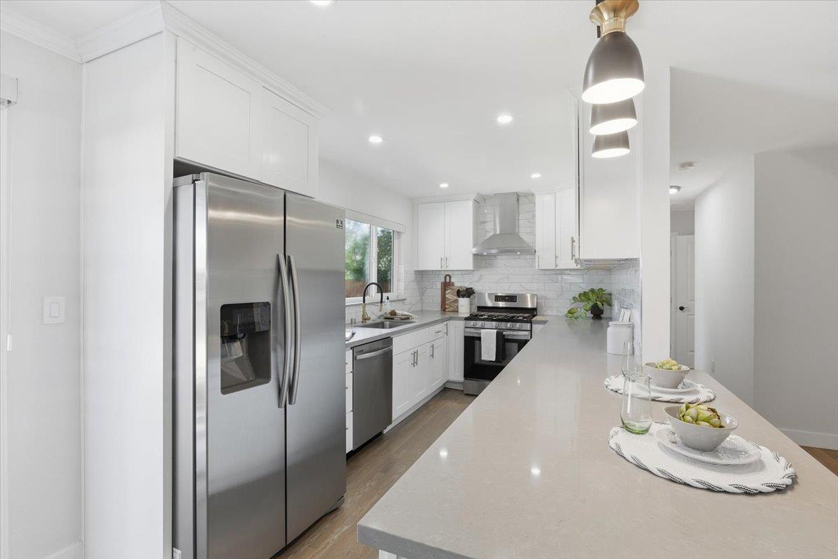 Detail Gallery Image 9 of 50 For 1224 Meadowlark Ave, San Jose,  CA 95128 - 3 Beds | 2 Baths