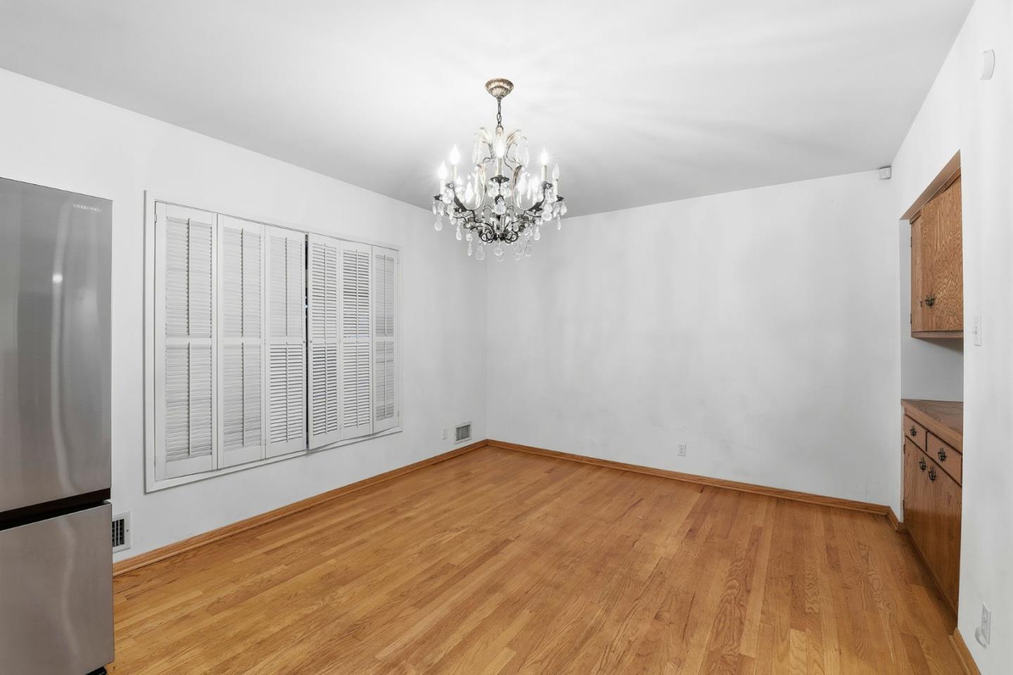 Detail Gallery Image 13 of 26 For 1008 Westholme Ave, Los Angeles,  CA 90024 - 5 Beds | 4 Baths