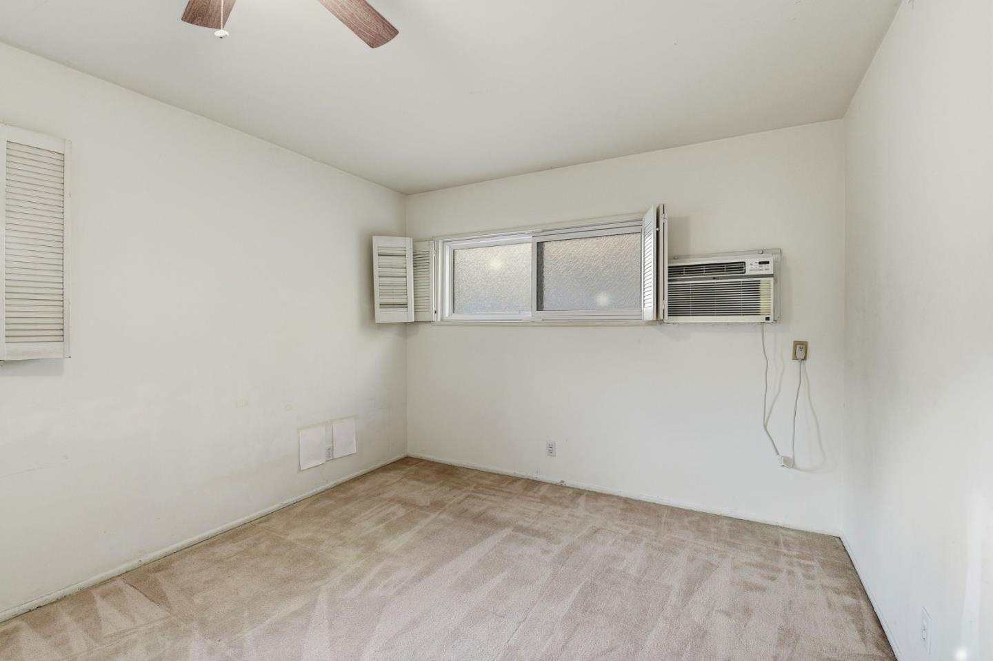 Detail Gallery Image 17 of 26 For 1008 Westholme Ave, Los Angeles,  CA 90024 - 5 Beds | 4 Baths