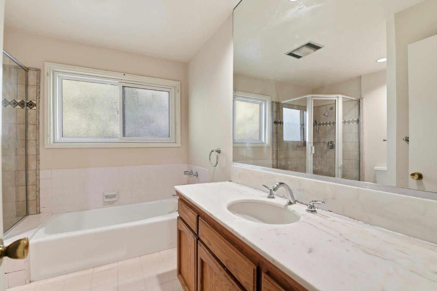 Detail Gallery Image 23 of 26 For 1008 Westholme Ave, Los Angeles,  CA 90024 - 5 Beds | 4 Baths