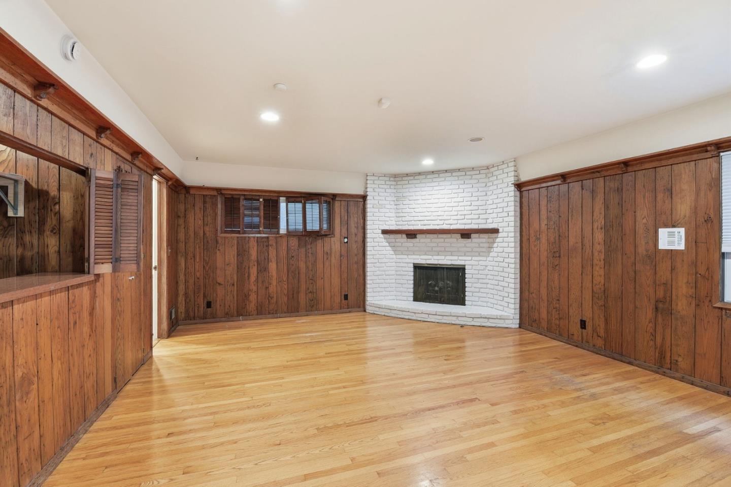 Detail Gallery Image 8 of 26 For 1008 Westholme Ave, Los Angeles,  CA 90024 - 5 Beds | 4 Baths