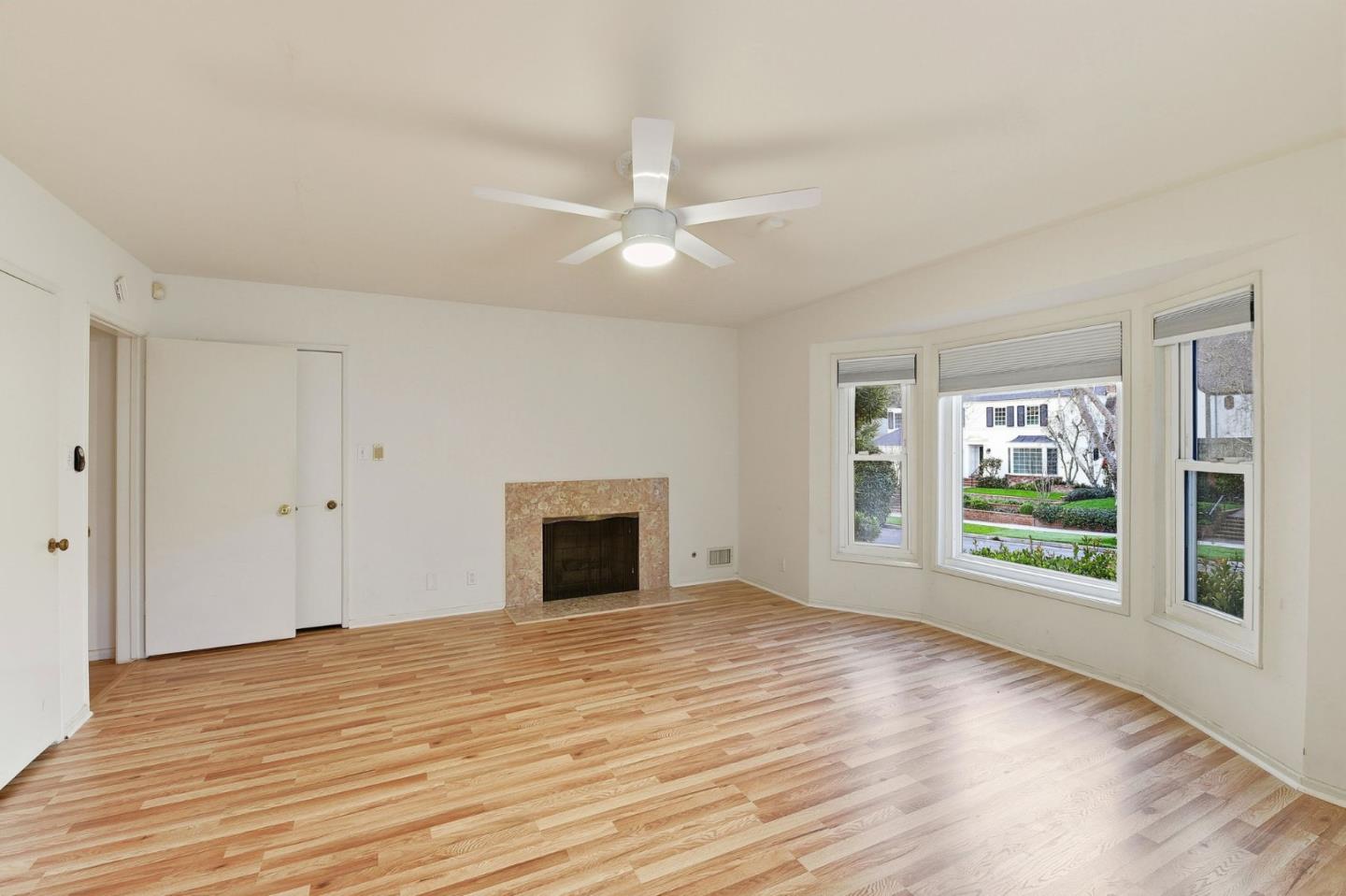 Detail Gallery Image 9 of 26 For 1008 Westholme Ave, Los Angeles,  CA 90024 - 5 Beds | 4 Baths