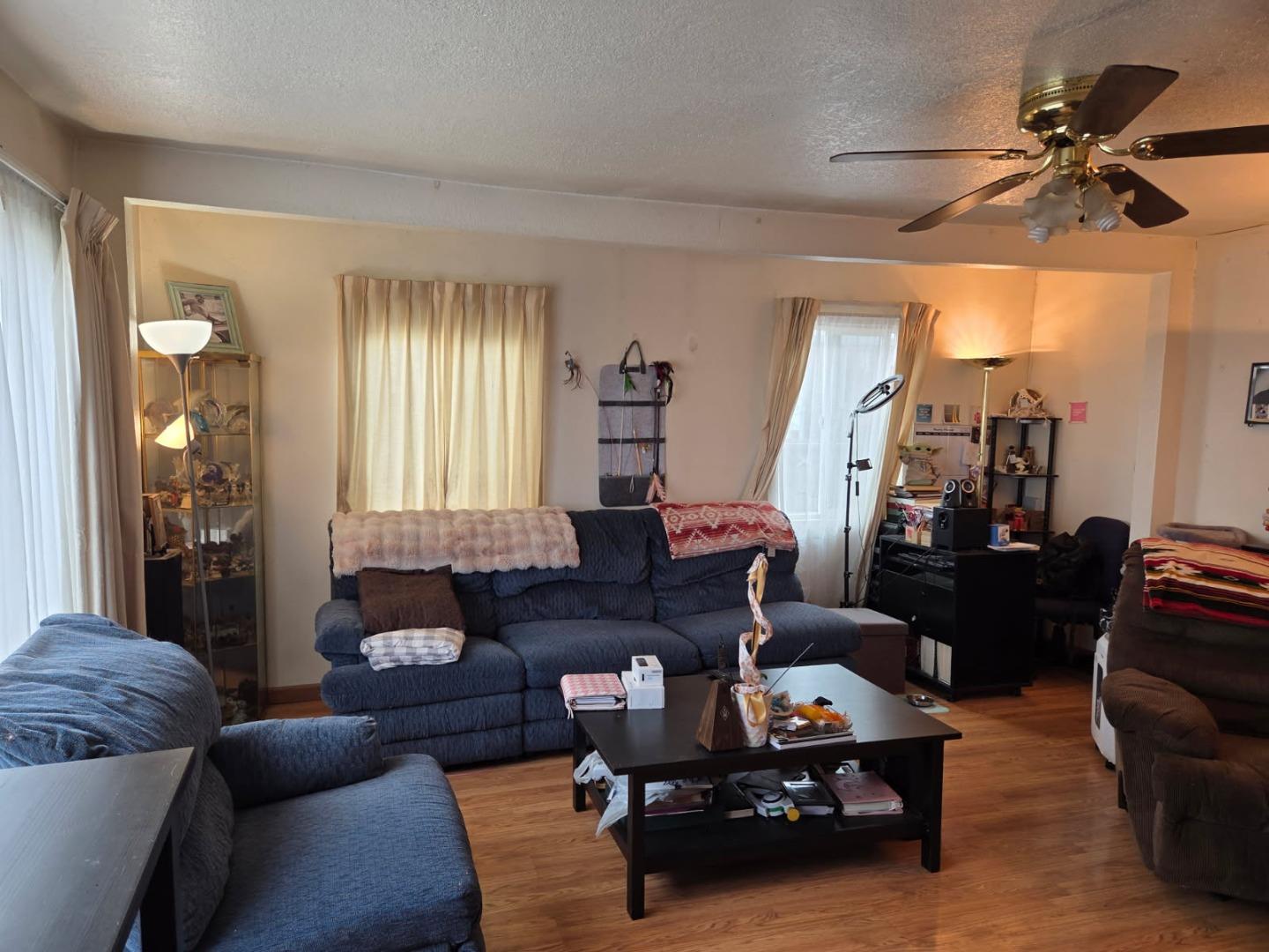 947 91st Avenue, Oakland, CA, 94603