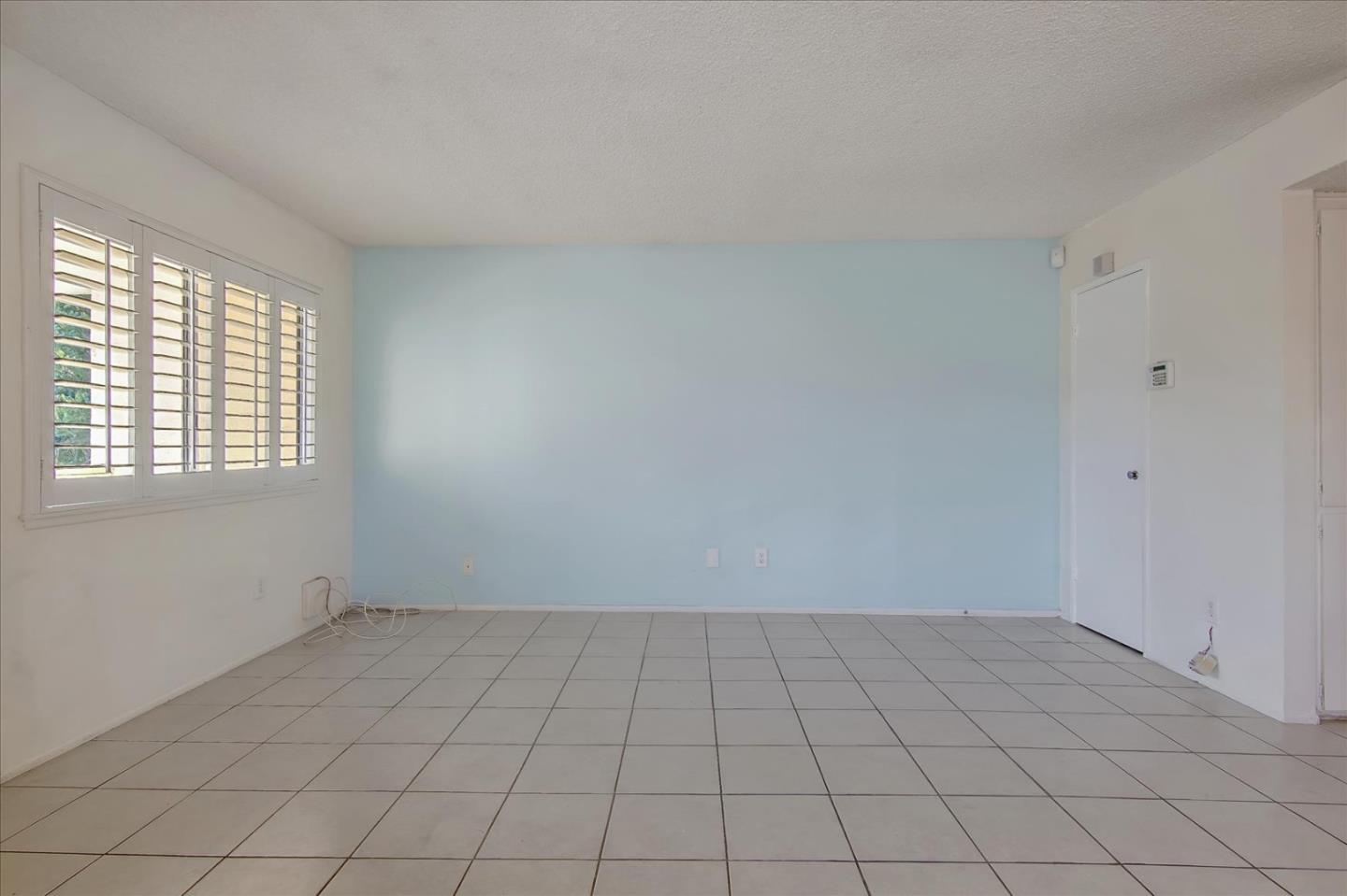 Detail Gallery Image 23 of 42 For 16755 Parthenia St #6,  Northridge,  CA 91343 - 2 Beds | 1 Baths