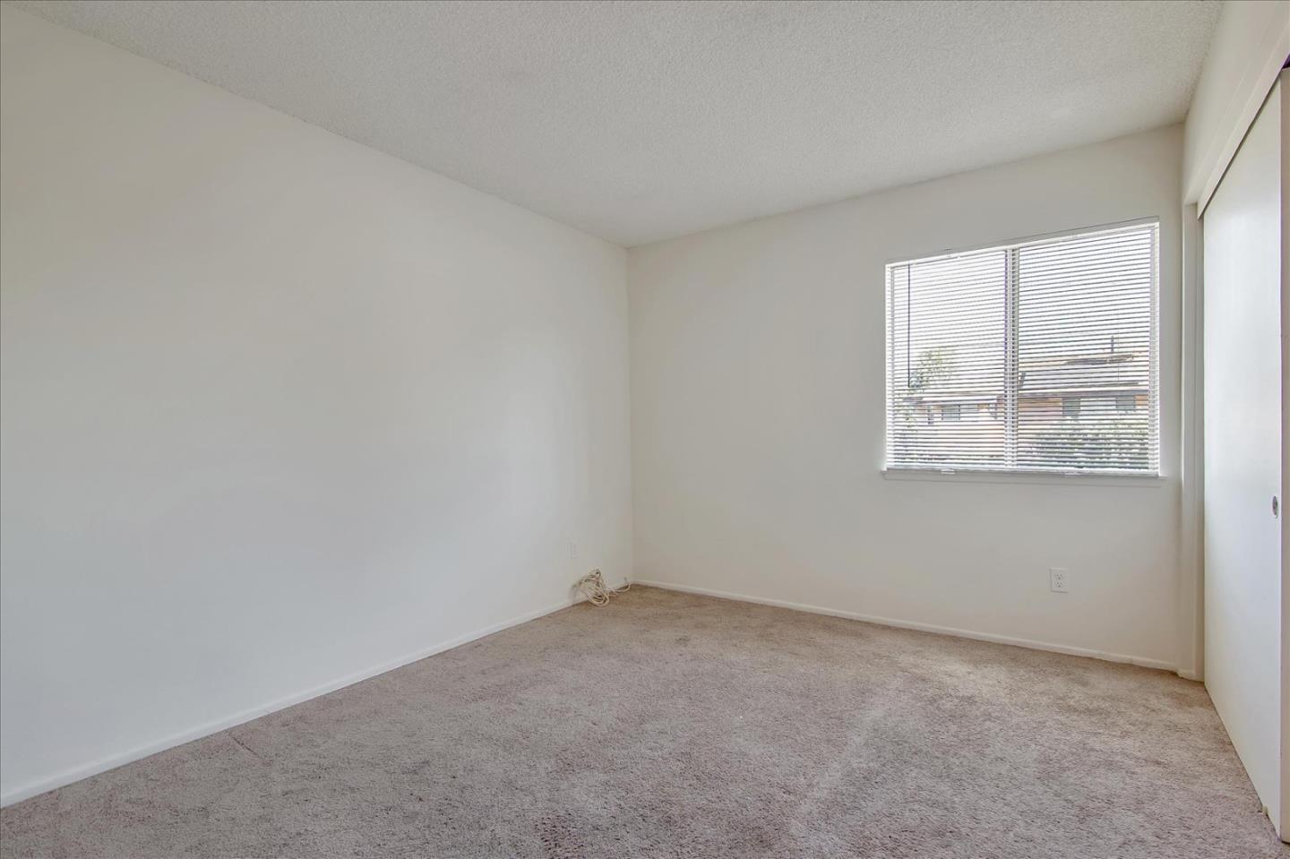 Detail Gallery Image 24 of 42 For 16755 Parthenia St #6,  Northridge,  CA 91343 - 2 Beds | 1 Baths