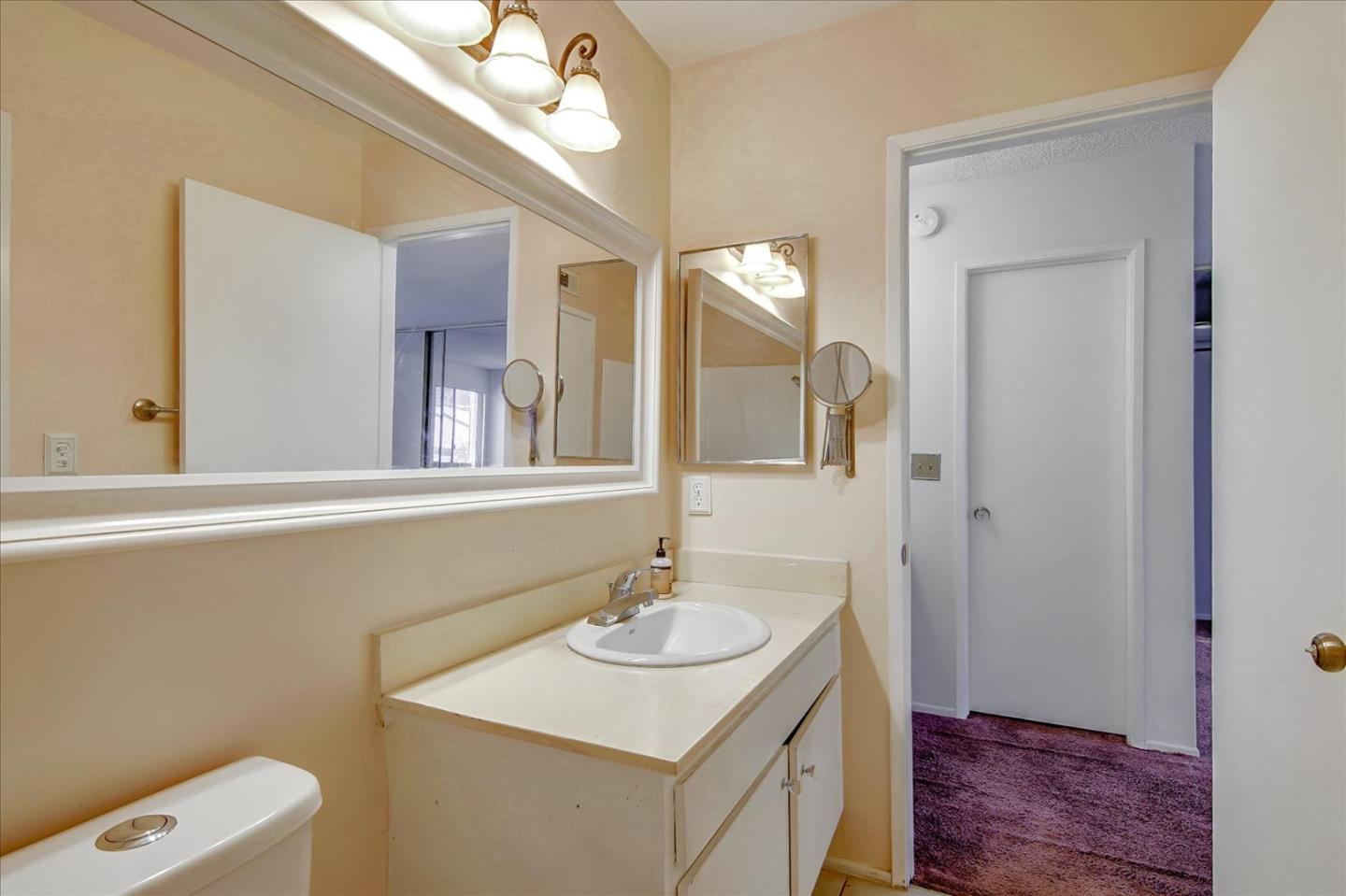 Detail Gallery Image 35 of 42 For 16755 Parthenia St #6,  Northridge,  CA 91343 - 2 Beds | 1 Baths