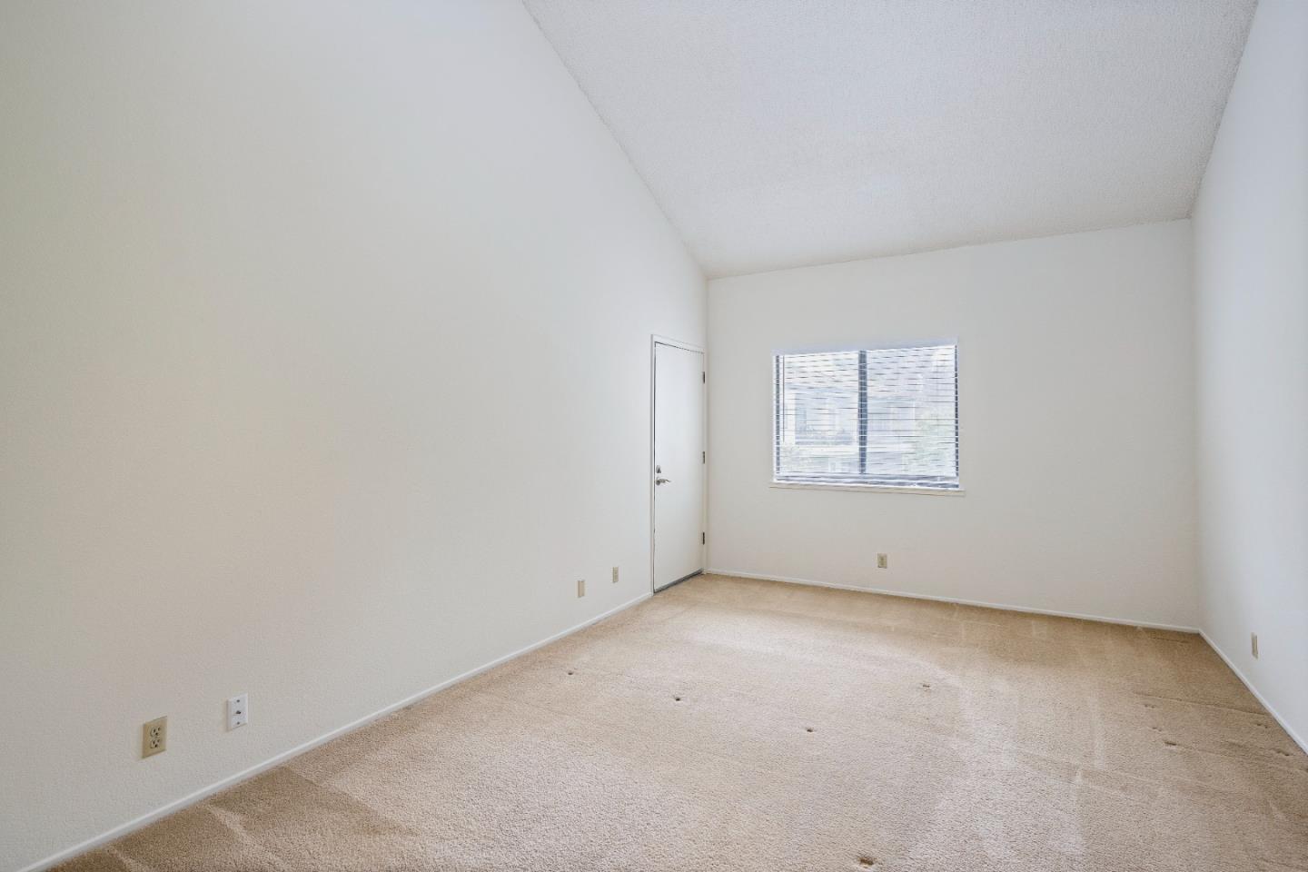 Detail Gallery Image 11 of 19 For 4685 Albany Cir #141,  San Jose,  CA 95129 - 2 Beds | 2 Baths