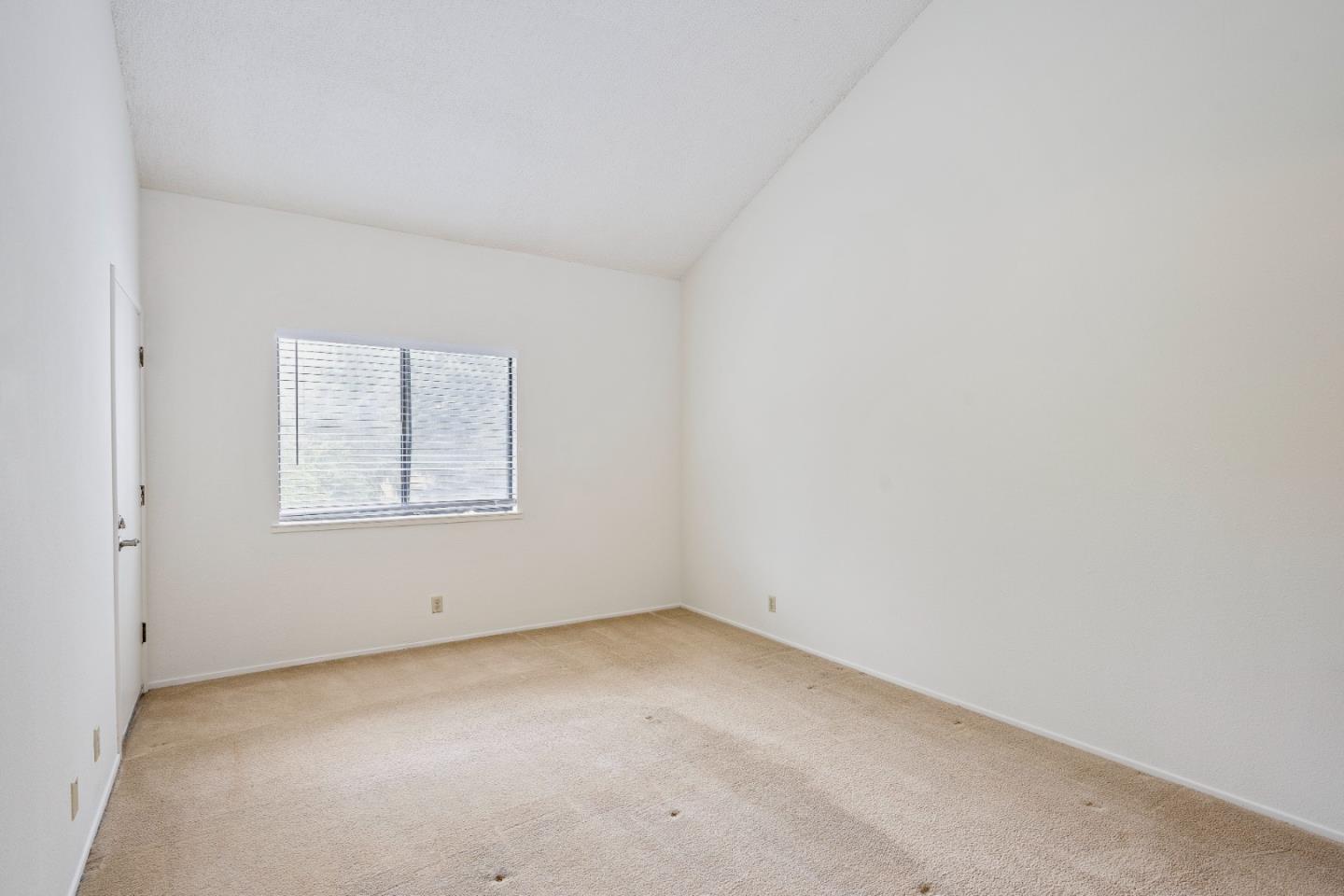 Detail Gallery Image 12 of 19 For 4685 Albany Cir #141,  San Jose,  CA 95129 - 2 Beds | 2 Baths