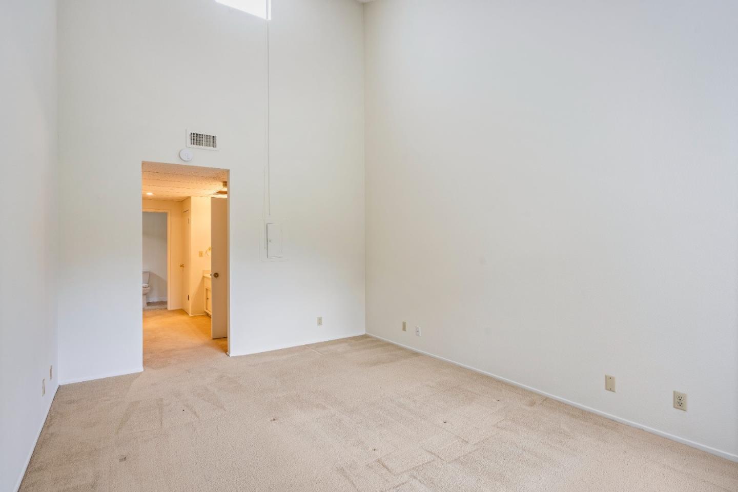 Detail Gallery Image 14 of 19 For 4685 Albany Cir #141,  San Jose,  CA 95129 - 2 Beds | 2 Baths