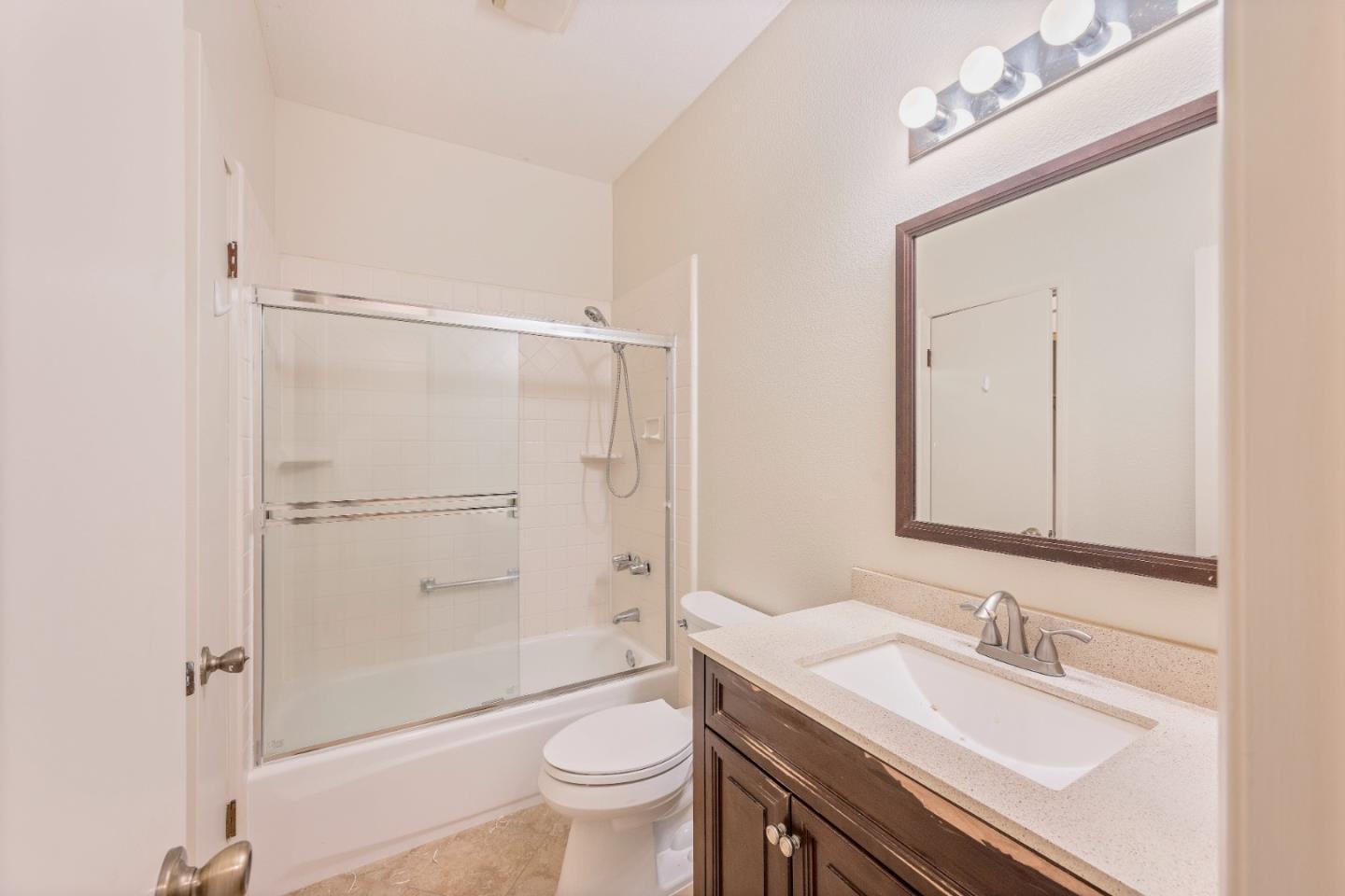 Detail Gallery Image 2 of 19 For 4685 Albany Cir #141,  San Jose,  CA 95129 - 2 Beds | 2 Baths