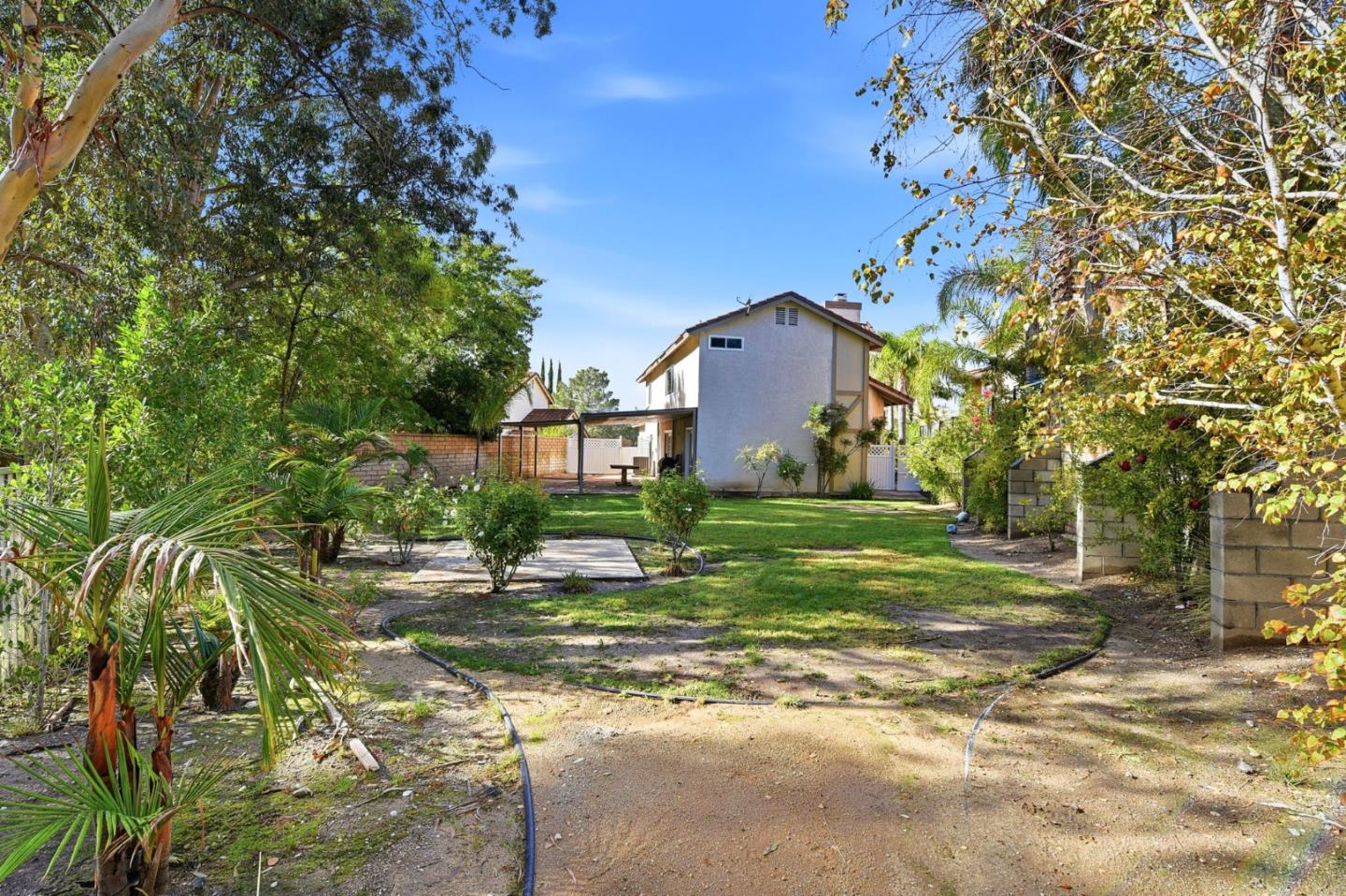 Detail Gallery Image 19 of 23 For 29016 Lillyglen Dr, Santa Clarita,  CA 91387 - 3 Beds | 2/1 Baths