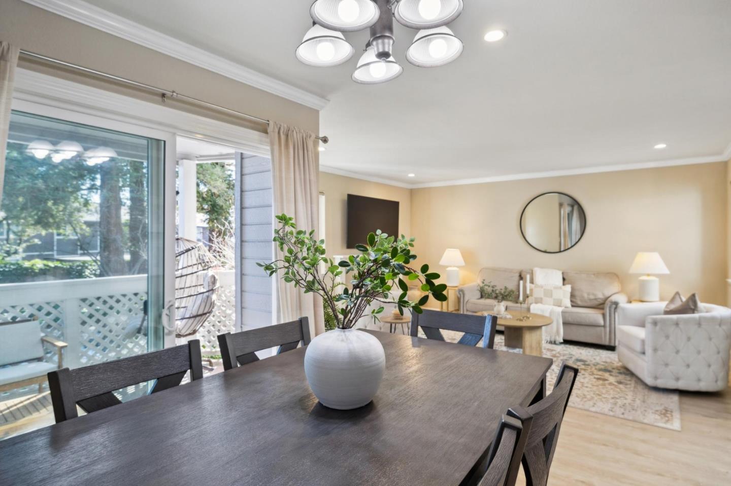 Detail Gallery Image 7 of 33 For 4836 Lakebird Pl, San Jose,  CA 95124 - 2 Beds | 2 Baths