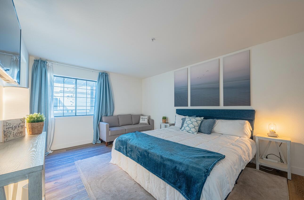 Detail Gallery Image 12 of 27 For 640 Pheasant Ridge Rd, Monterey,  CA 93940 - 2 Beds | 2 Baths