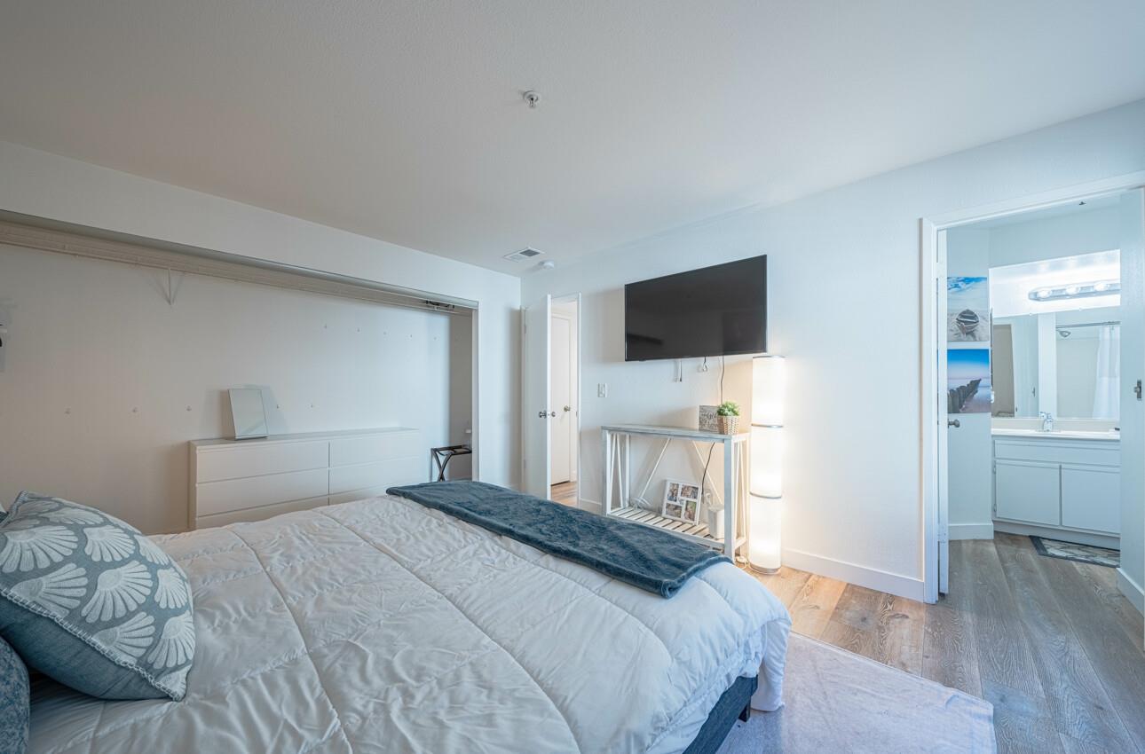 Detail Gallery Image 13 of 27 For 640 Pheasant Ridge Rd, Monterey,  CA 93940 - 2 Beds | 2 Baths