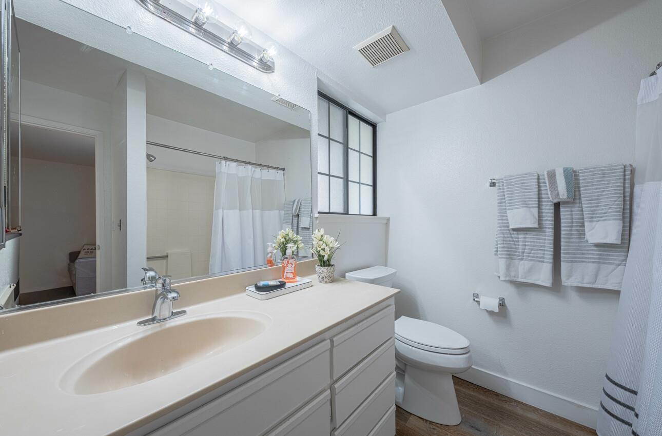 Detail Gallery Image 14 of 27 For 640 Pheasant Ridge Rd, Monterey,  CA 93940 - 2 Beds | 2 Baths