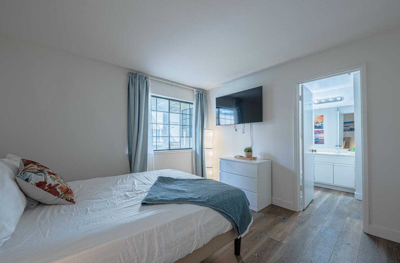 Detail Gallery Image 18 of 27 For 640 Pheasant Ridge Rd, Monterey,  CA 93940 - 2 Beds | 2 Baths