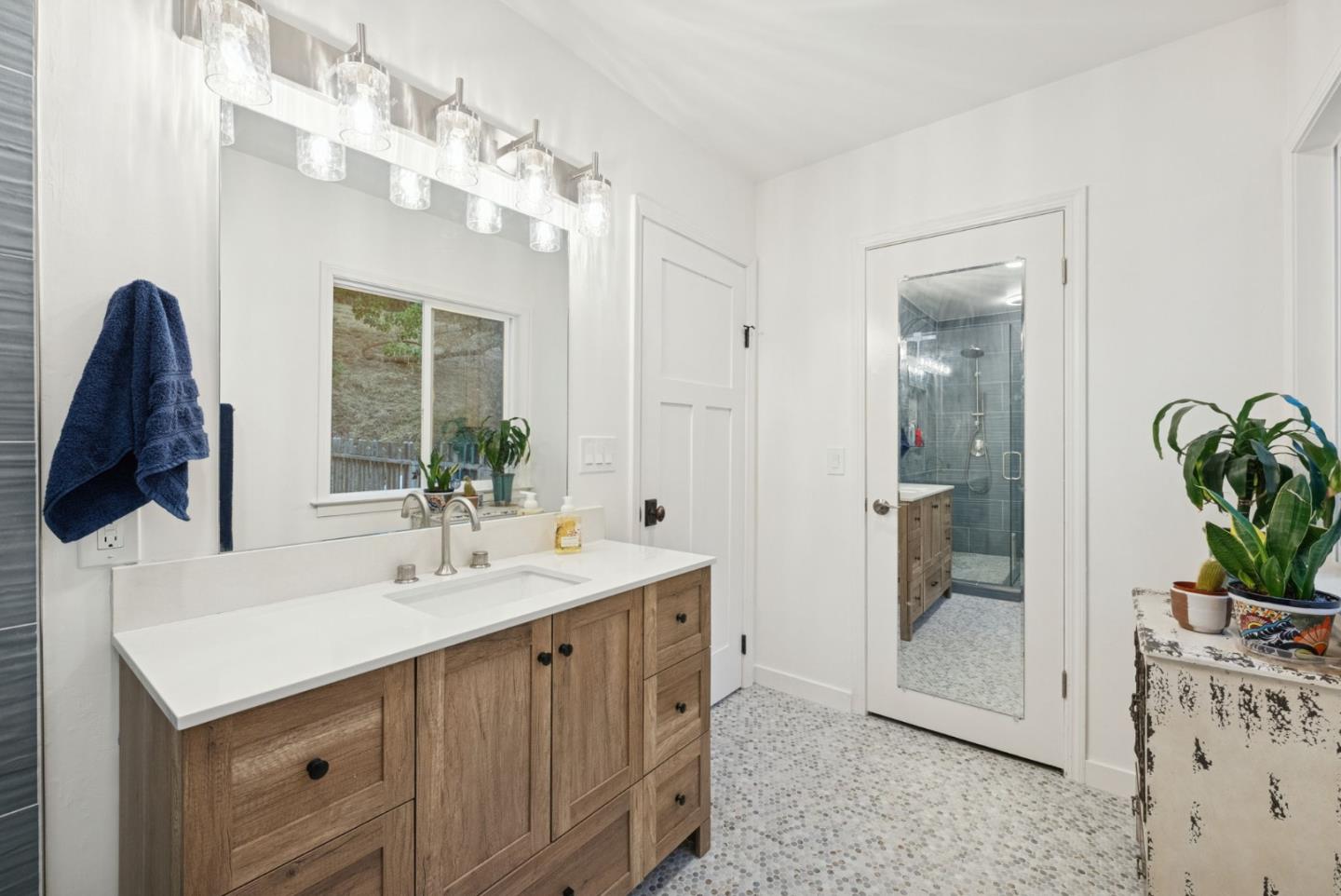 Detail Gallery Image 44 of 93 For 25560 Firhaven Ln, Los Gatos,  CA 95033 - 5 Beds | 3/1 Baths