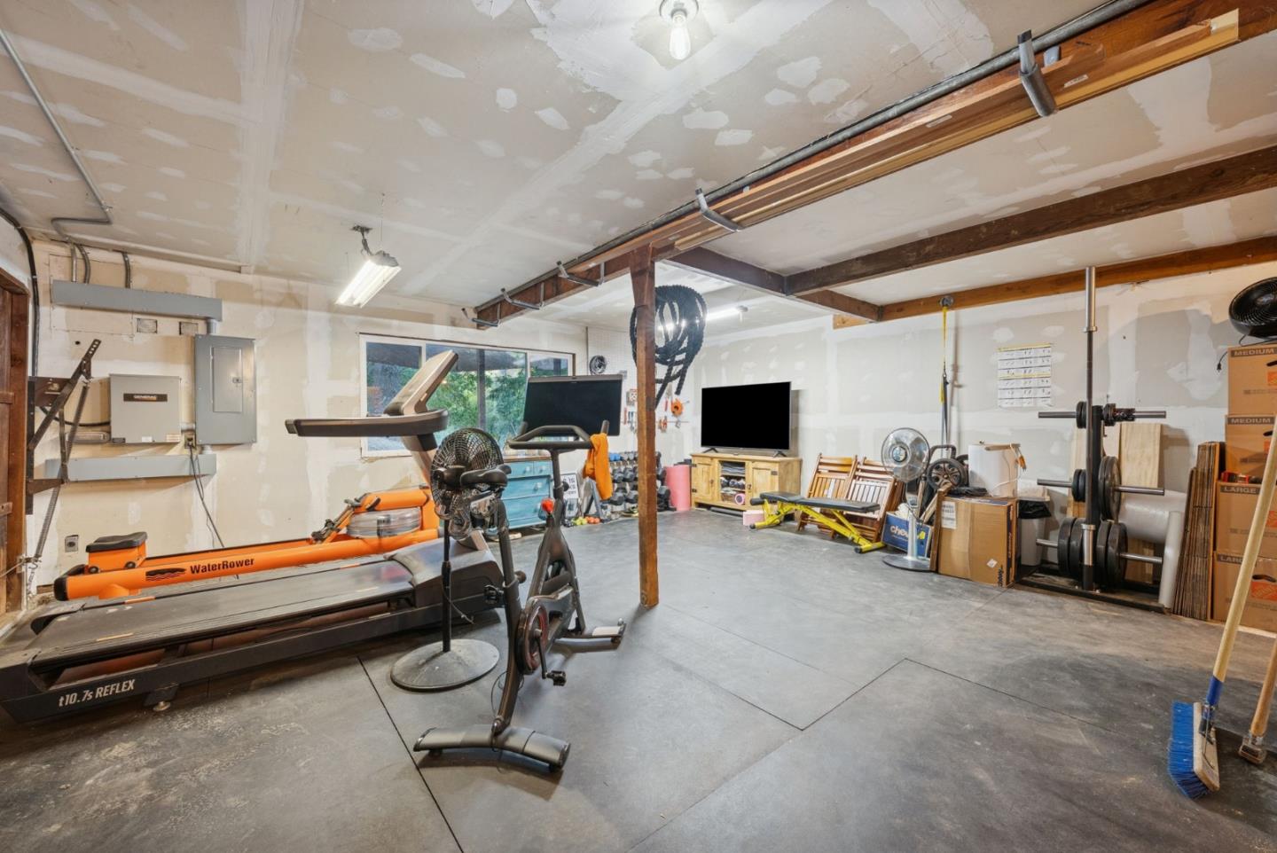 Detail Gallery Image 79 of 93 For 25560 Firhaven Ln, Los Gatos,  CA 95033 - 5 Beds | 3/1 Baths